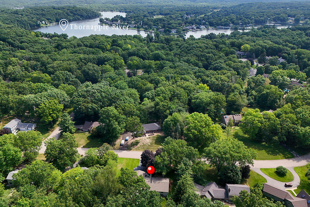 6680 Gleneagles Drive SE Grand Rapids MI 49546