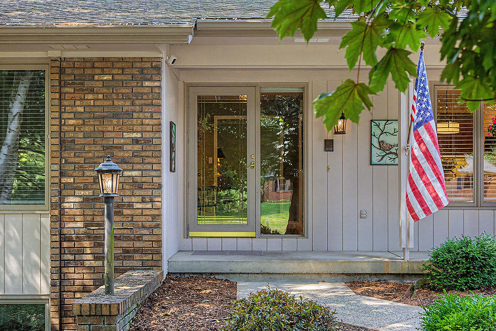 6680 Gleneagles Drive SE Grand Rapids MI 49546