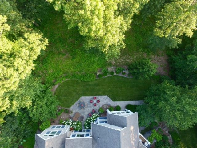 4350 S Oak Pointe Court NE Grand Rapids MI 49525