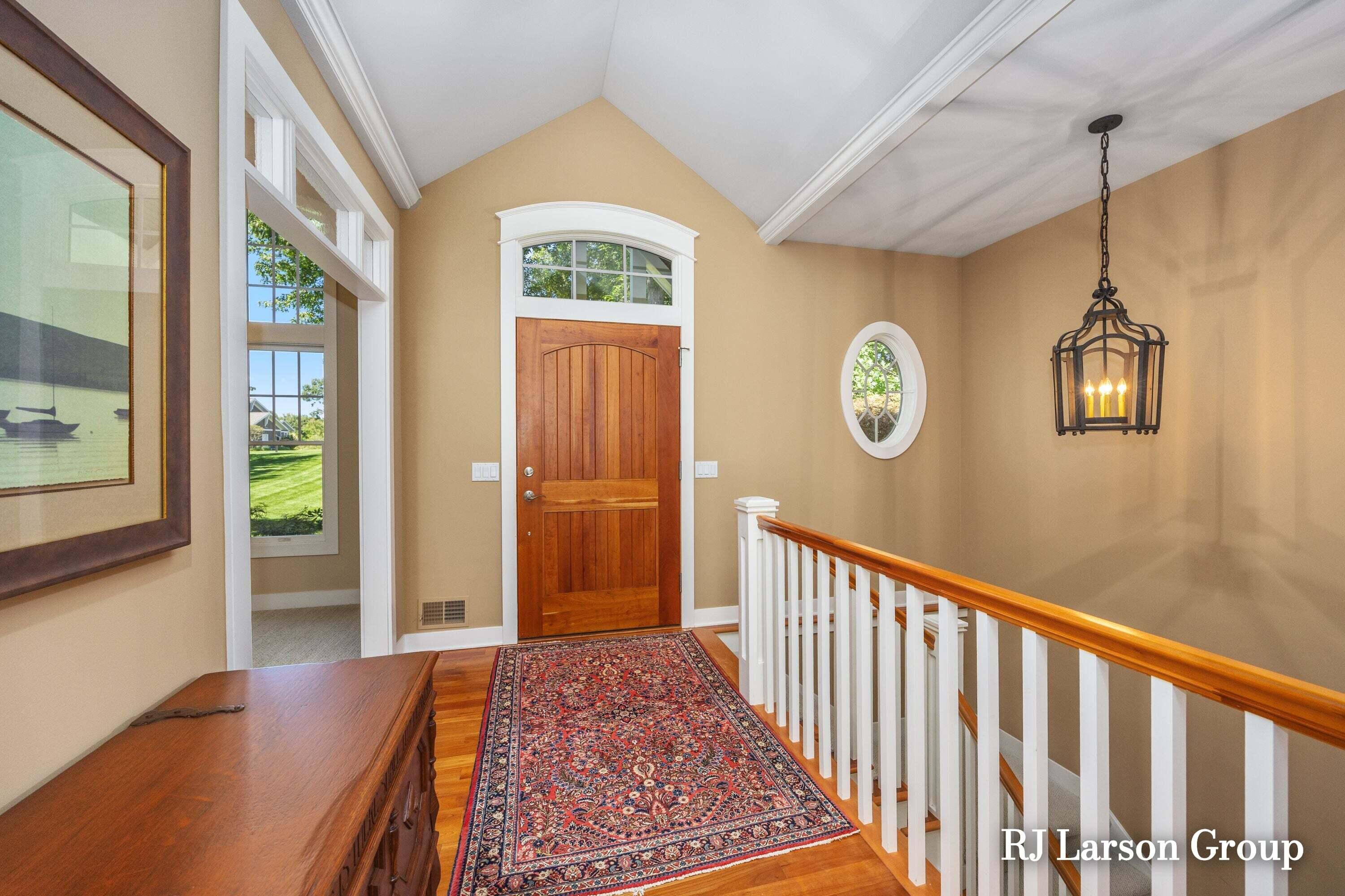 4350 S Oak Pointe Court NE Grand Rapids MI 49525