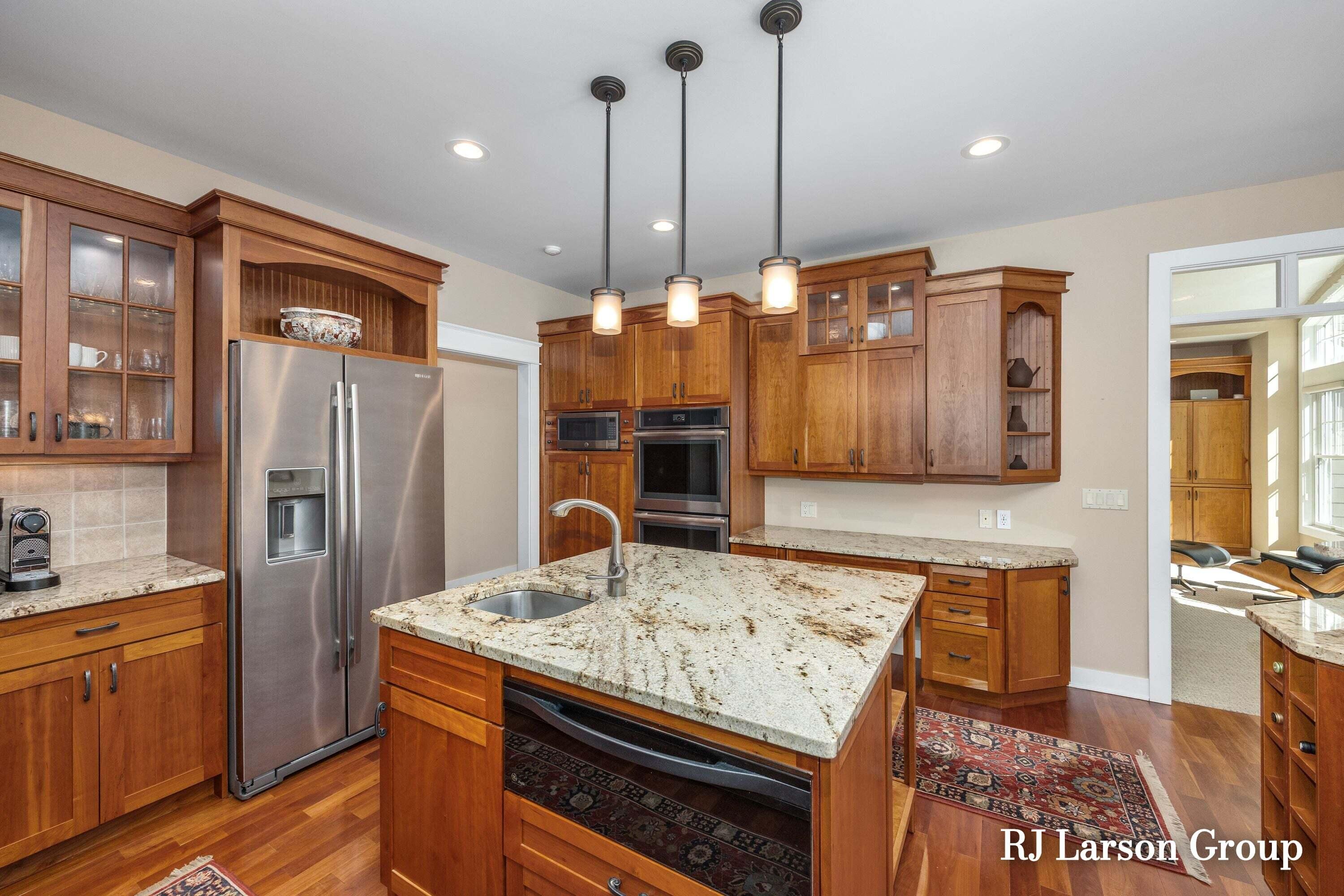4350 S Oak Pointe Court NE Grand Rapids MI 49525