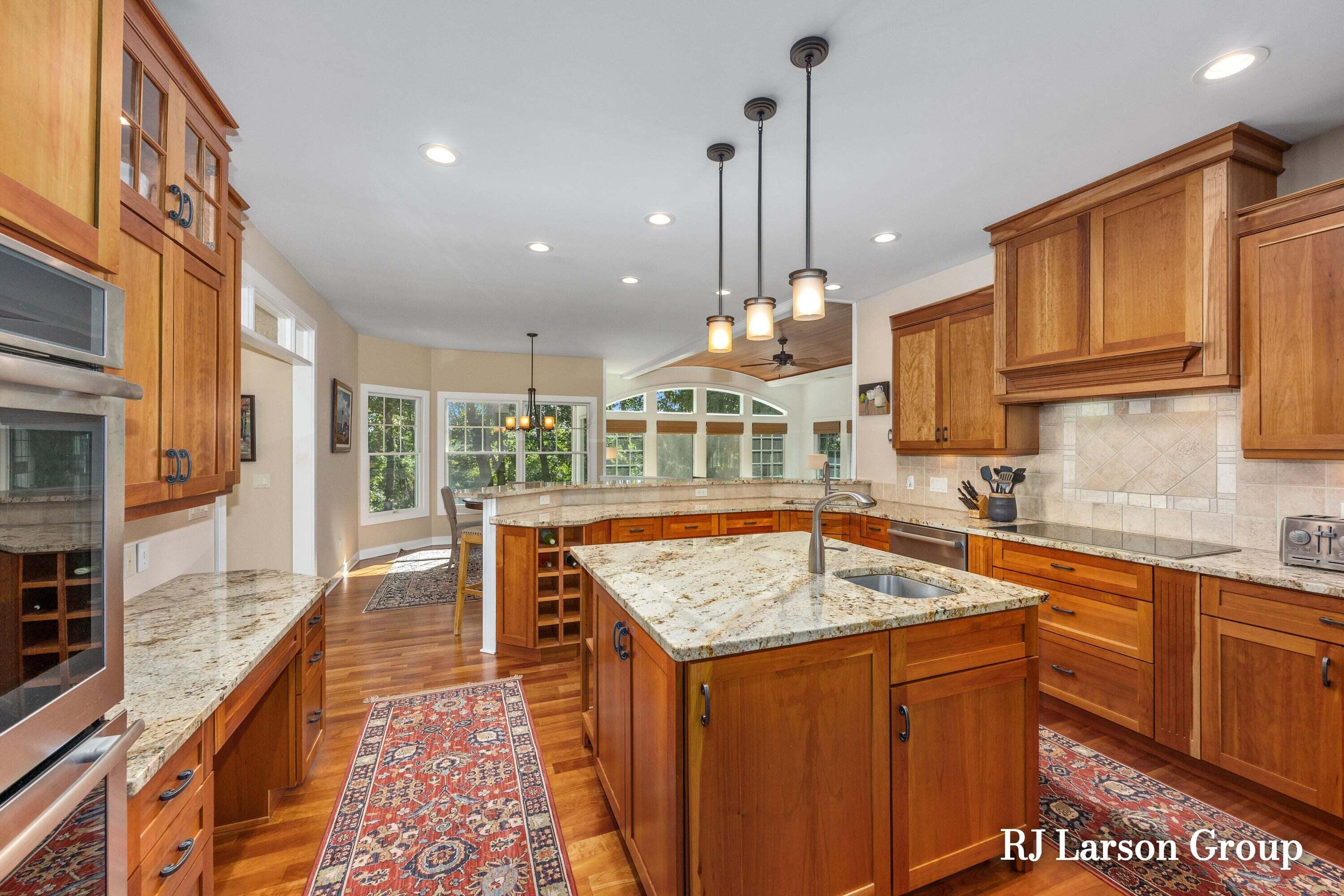 4350 S Oak Pointe Court NE Grand Rapids MI 49525