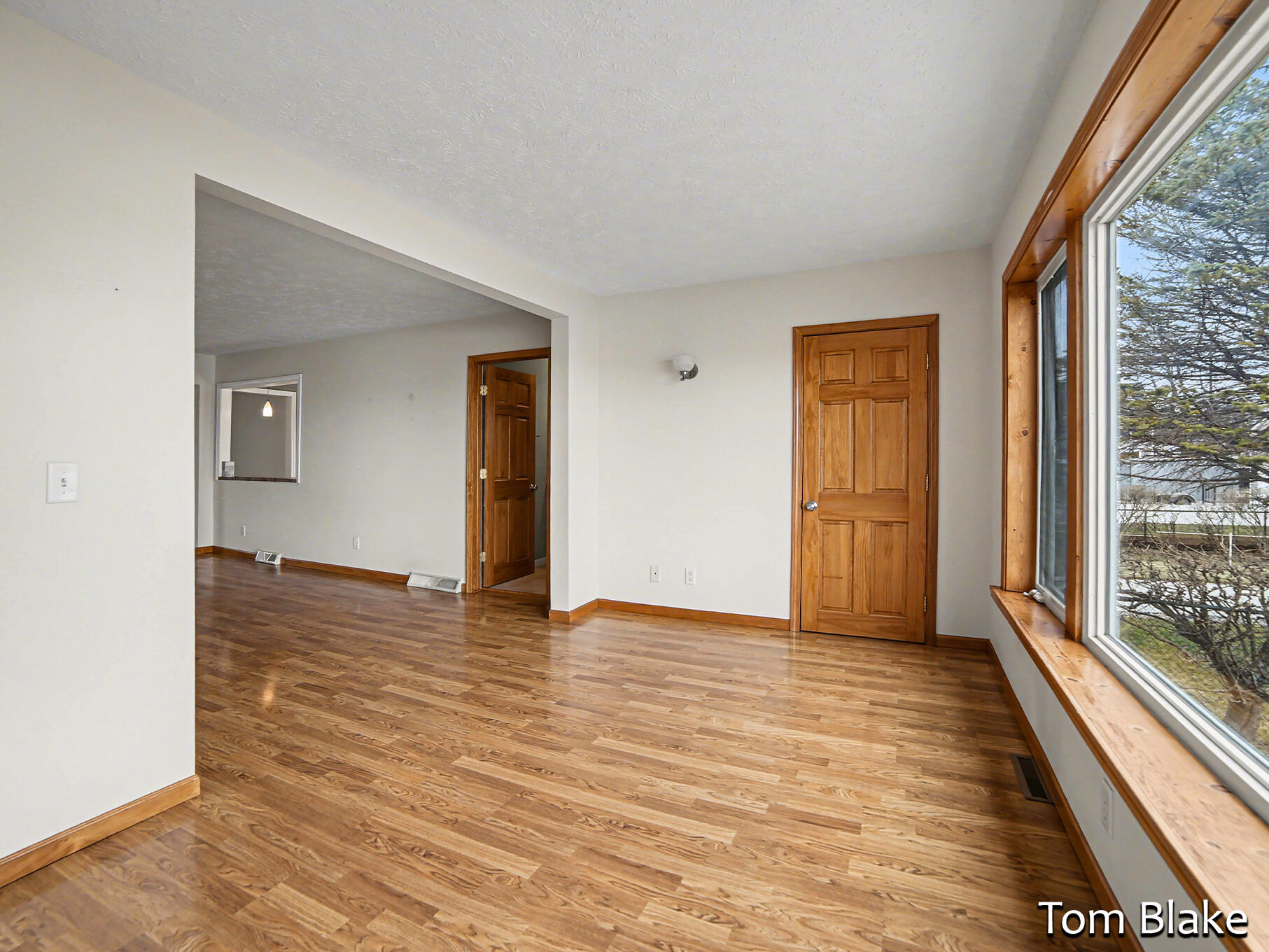 1834 Edgewater Street Muskegon MI 49441