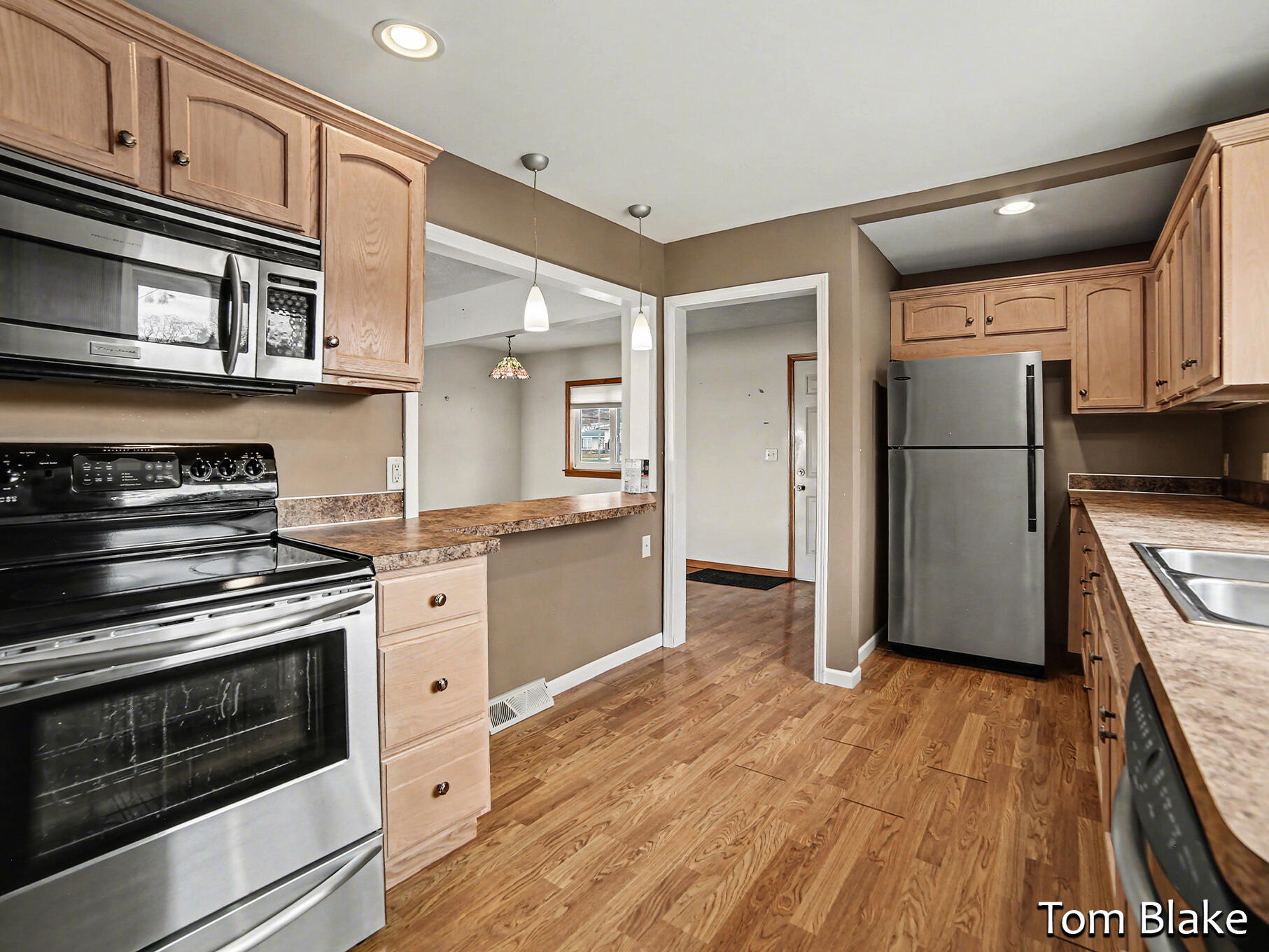 1834 Edgewater Street Muskegon MI 49441