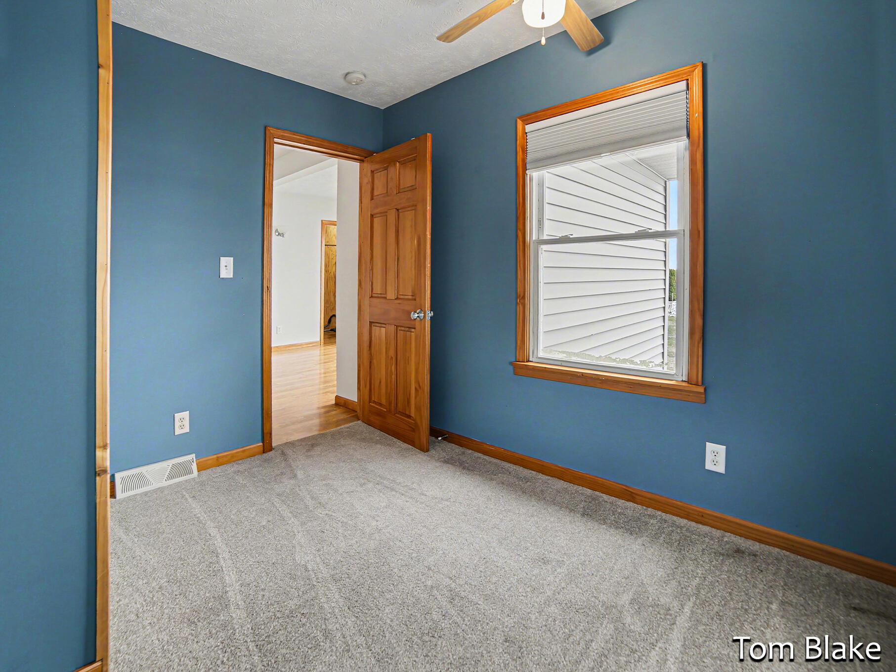 1834 Edgewater Street Muskegon MI 49441
