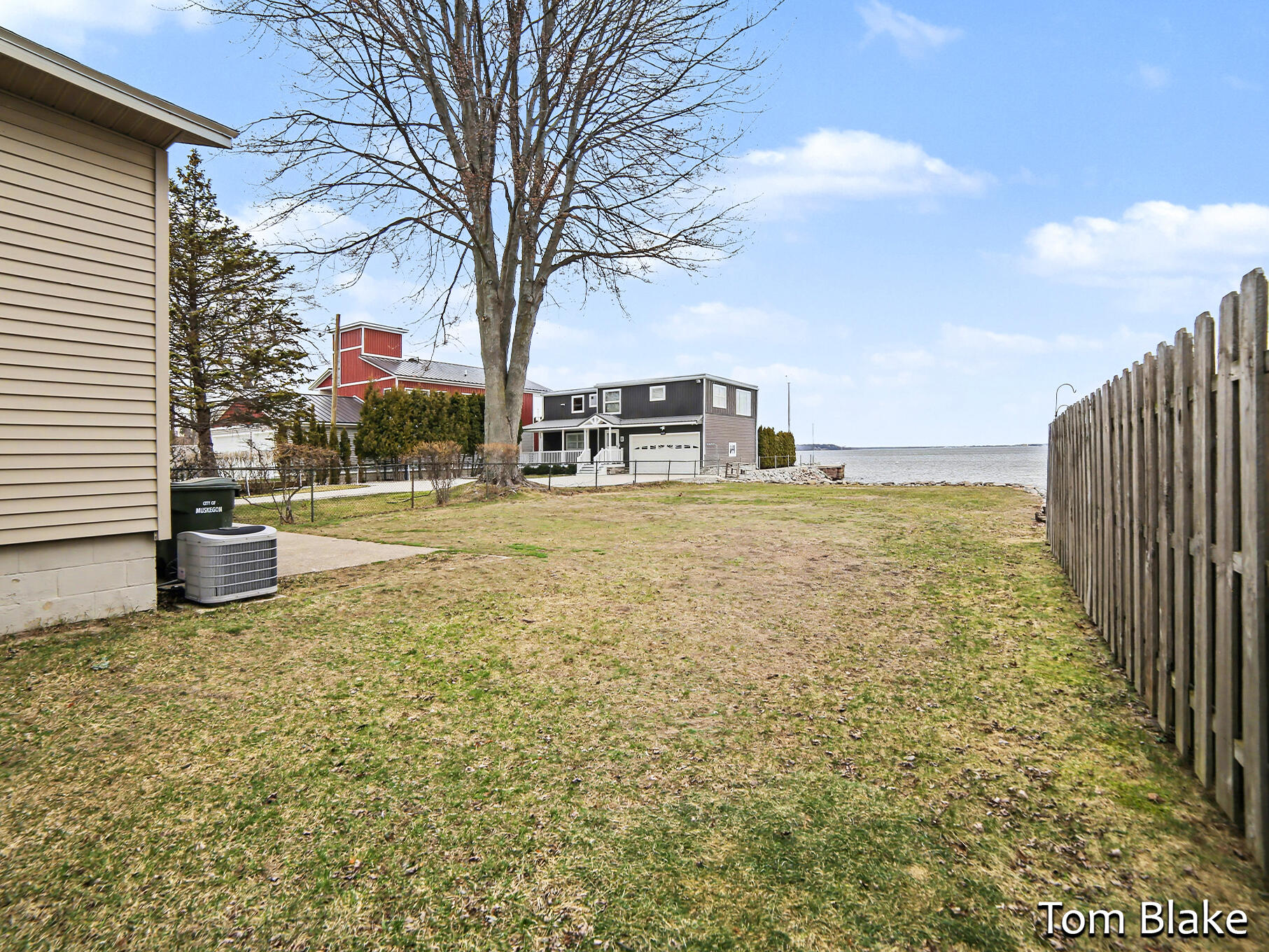 1834 Edgewater Street Muskegon MI 49441