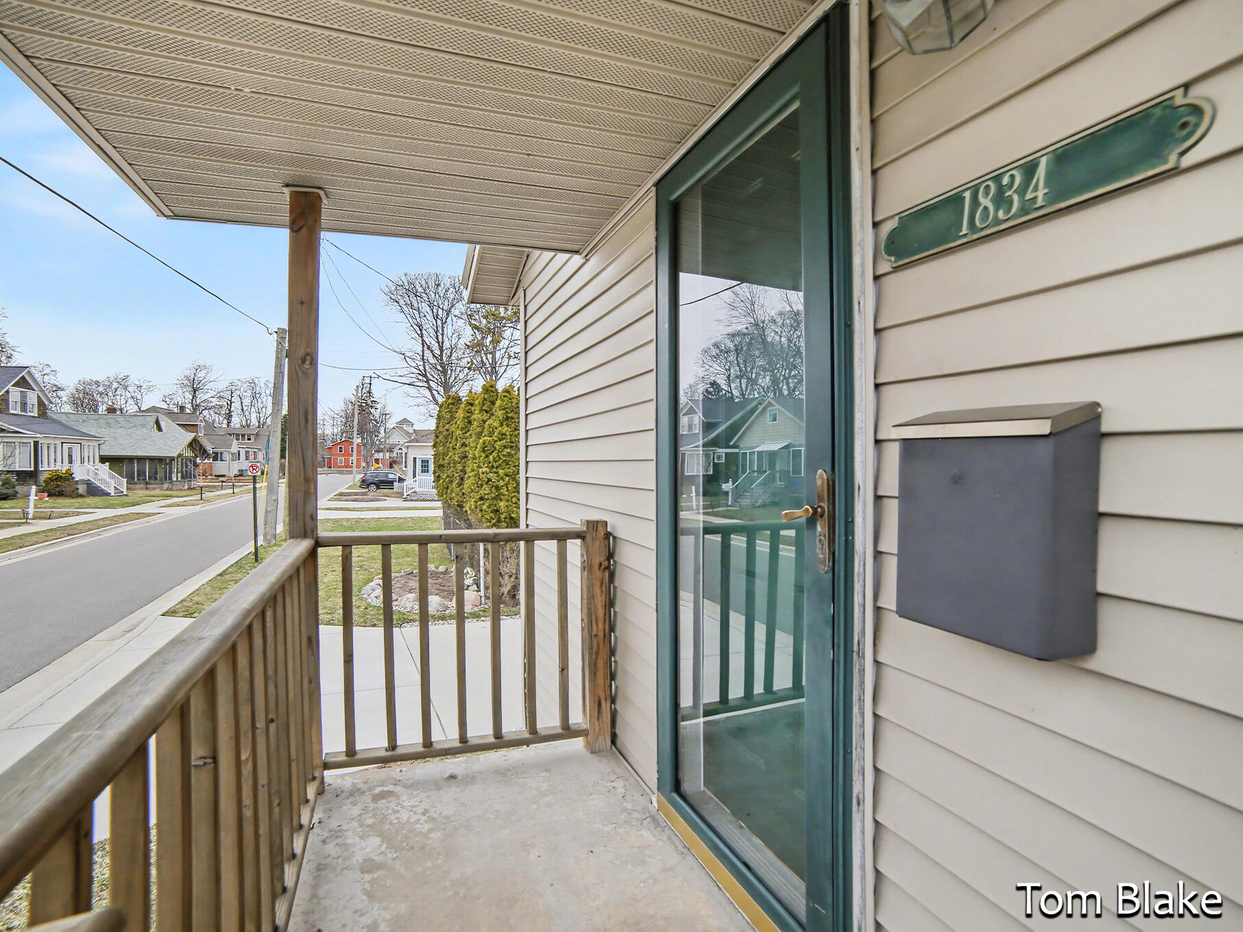 1834 Edgewater Street Muskegon MI 49441