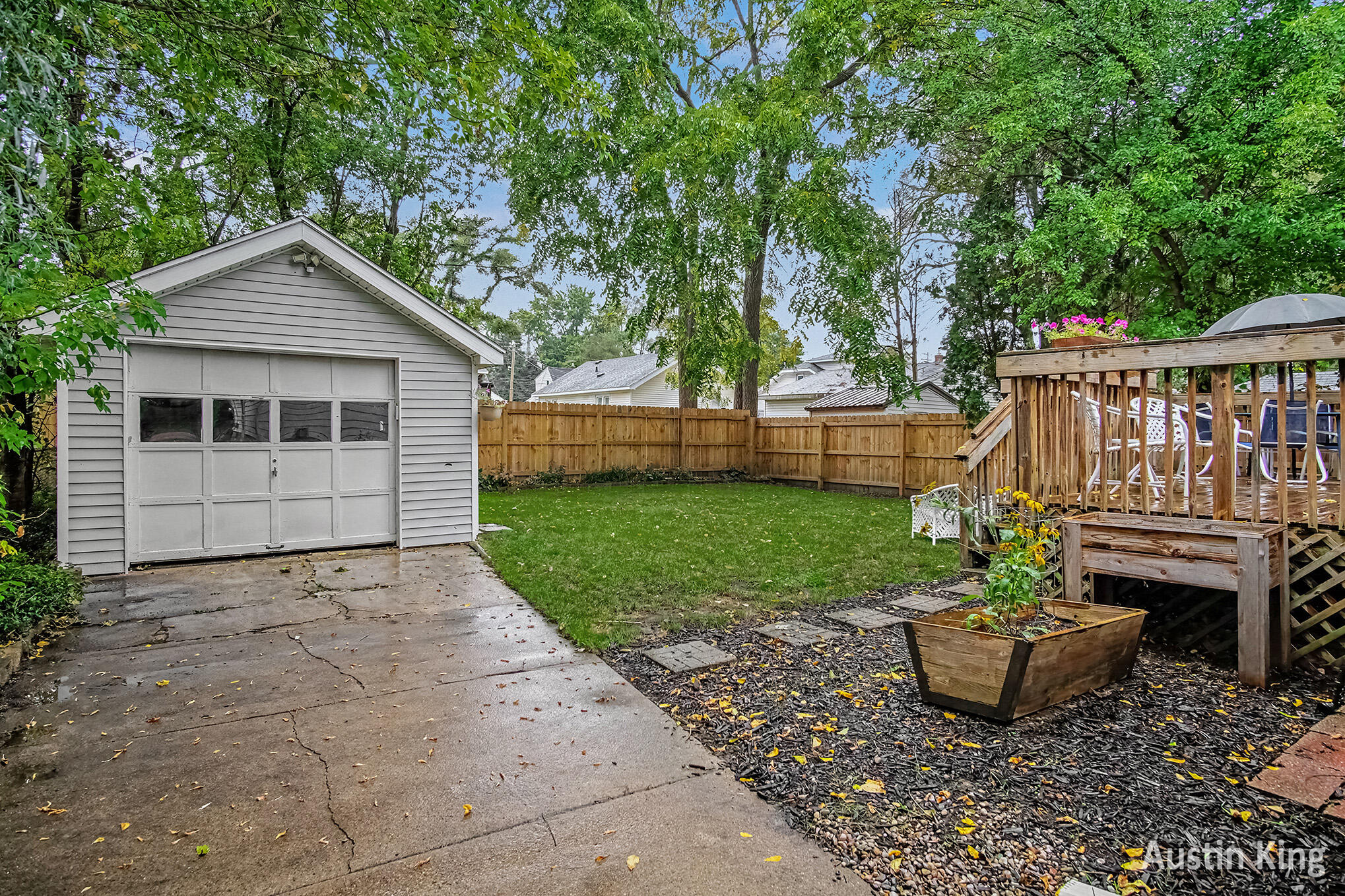 1026 Hollywood Street NE Grand Rapids MI 49505