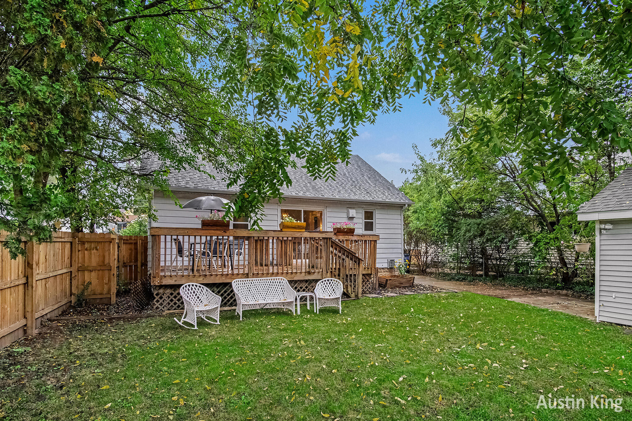 1026 Hollywood Street NE Grand Rapids MI 49505