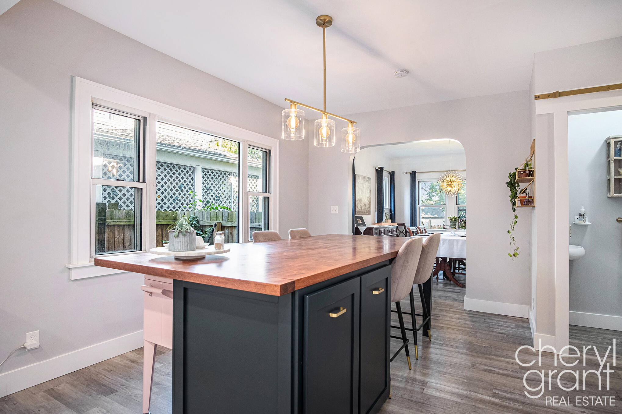 100 Colrain Street SW Grand Rapids MI 49548