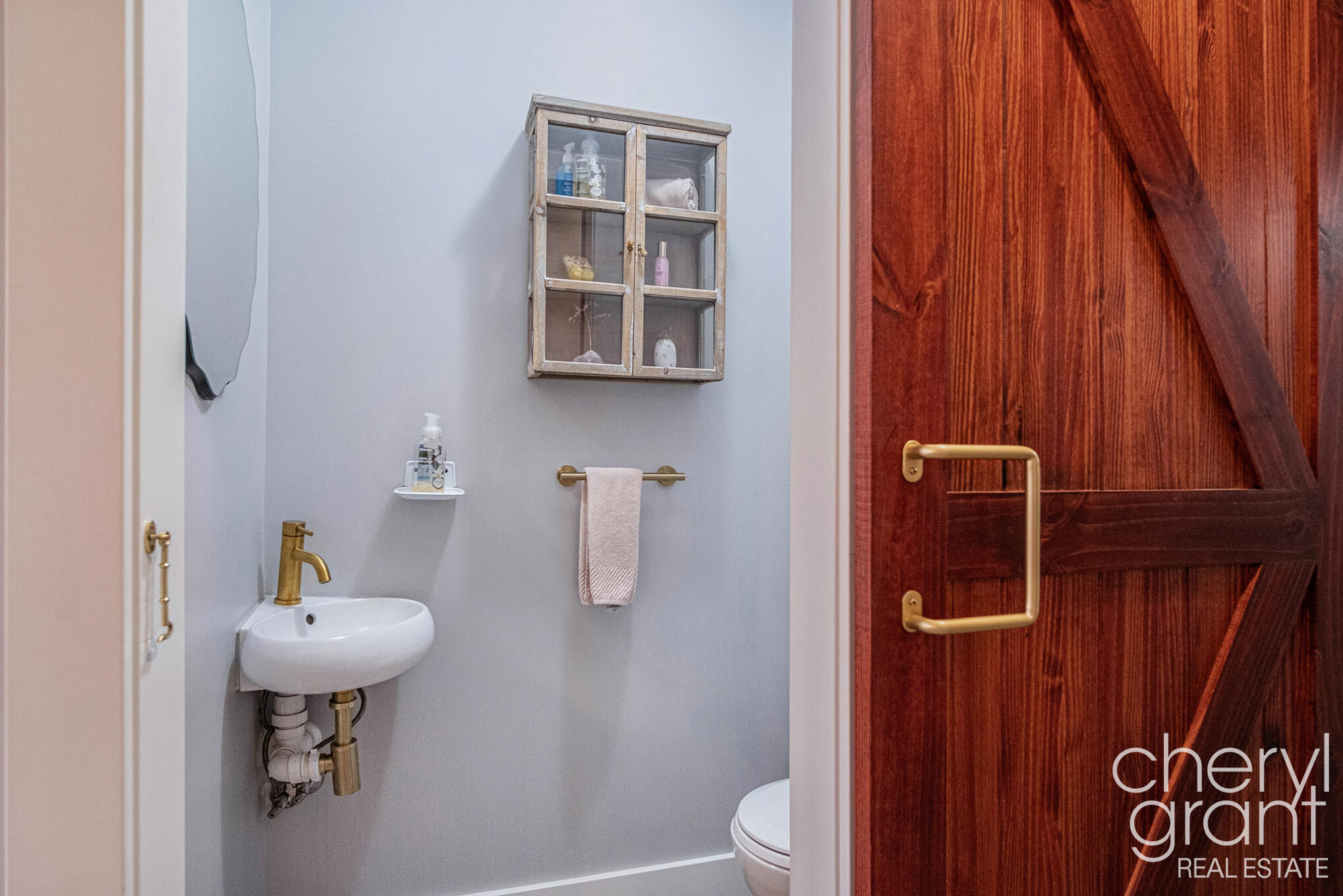 100 Colrain Street SW Grand Rapids MI 49548