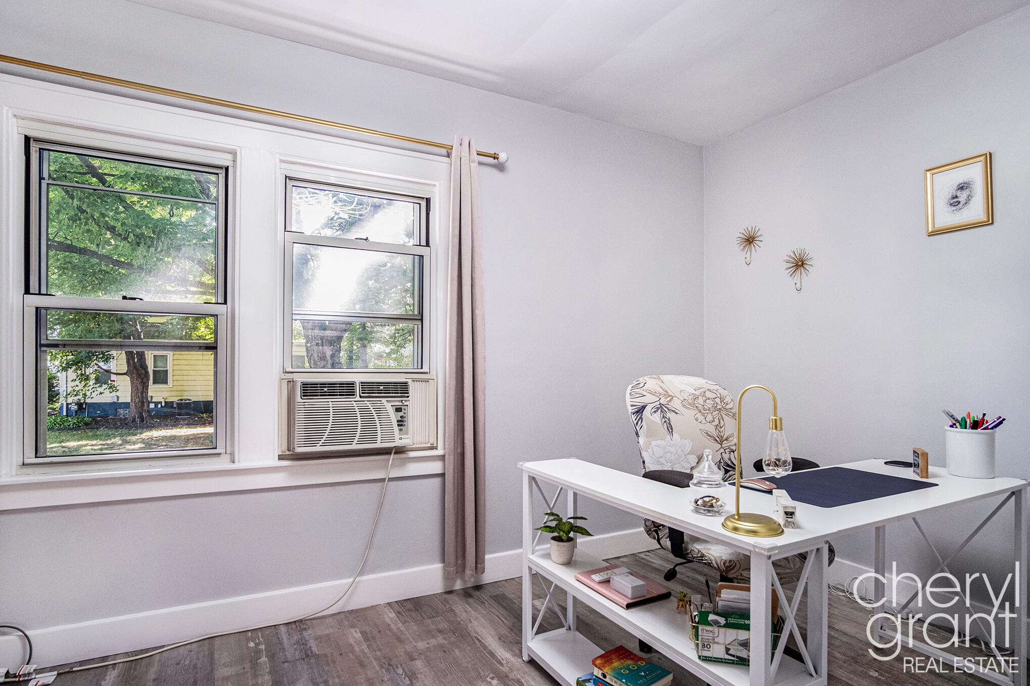 100 Colrain Street SW Grand Rapids MI 49548