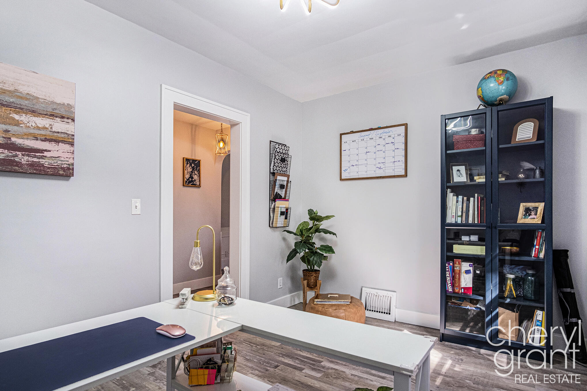 100 Colrain Street SW Grand Rapids MI 49548