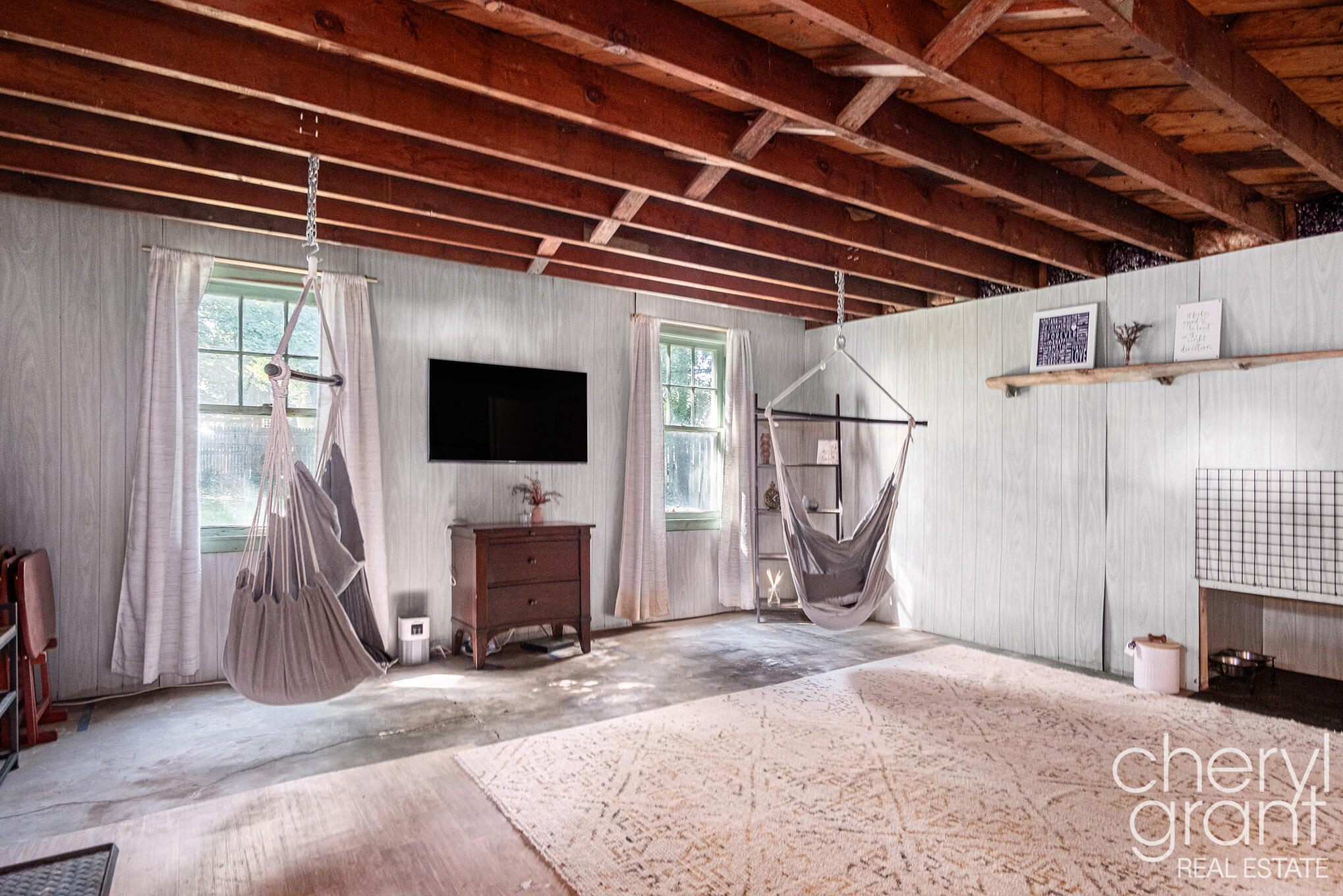 100 Colrain Street SW Grand Rapids MI 49548