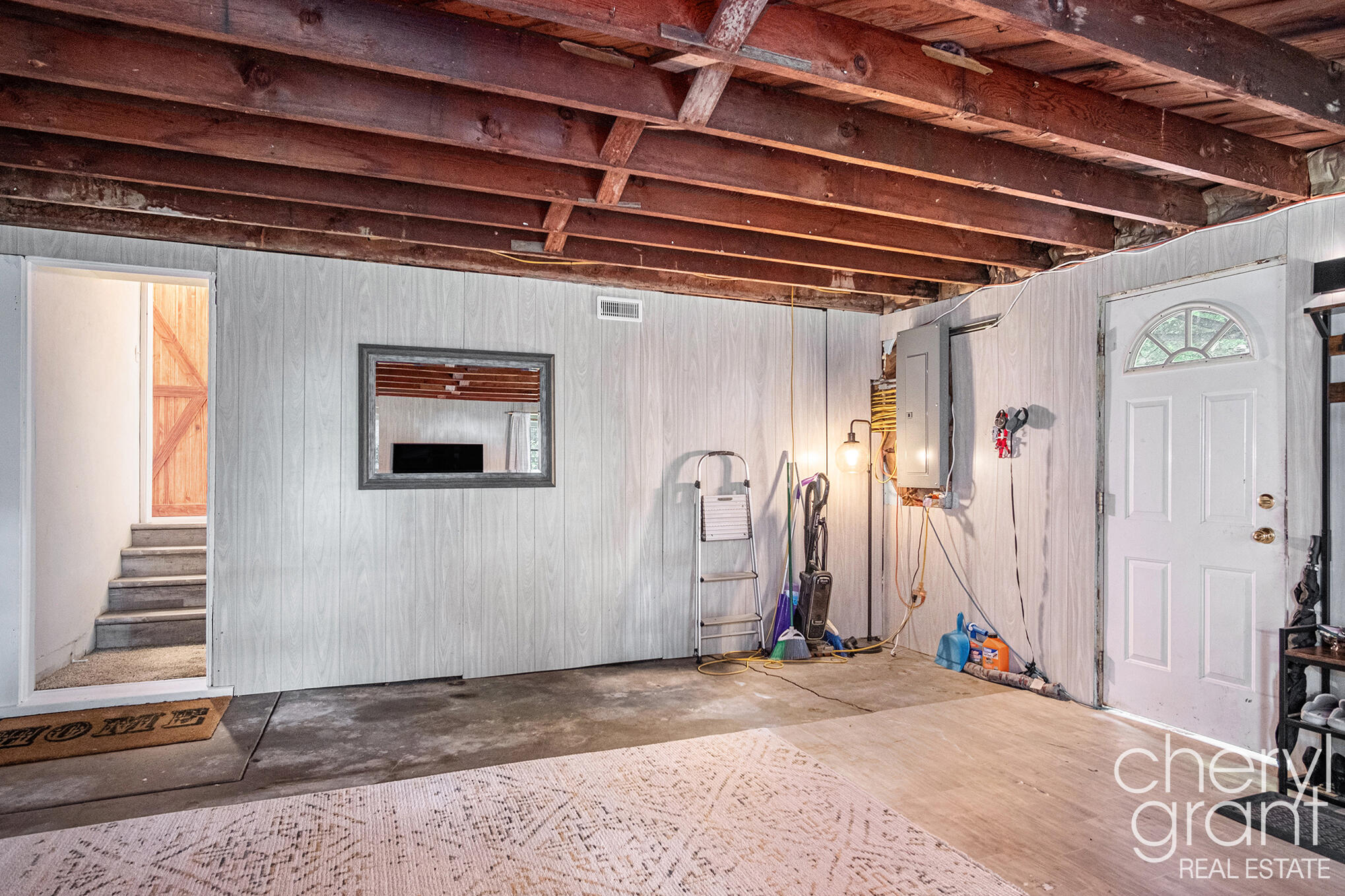 100 Colrain Street SW Grand Rapids MI 49548