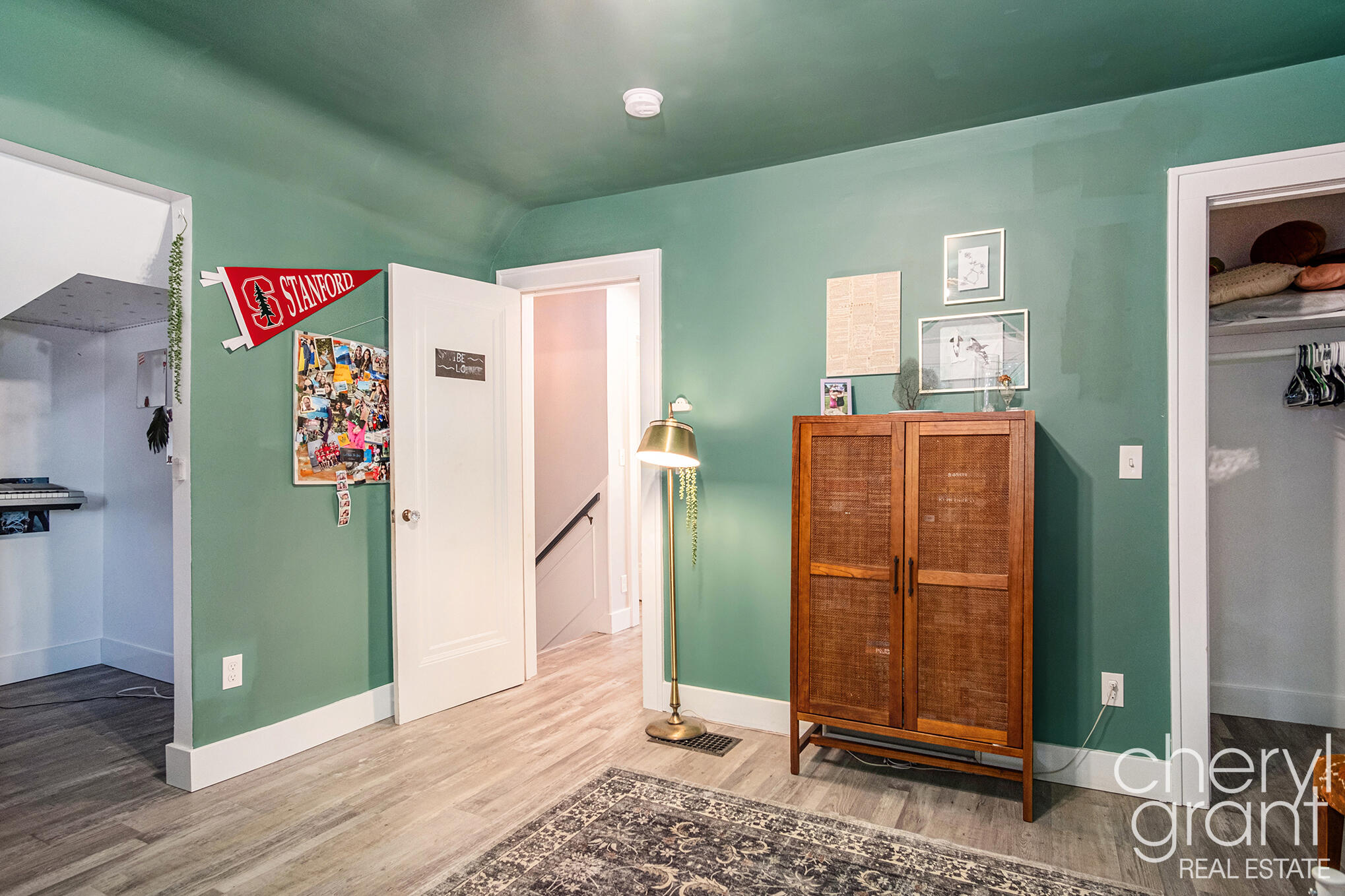 100 Colrain Street SW Grand Rapids MI 49548