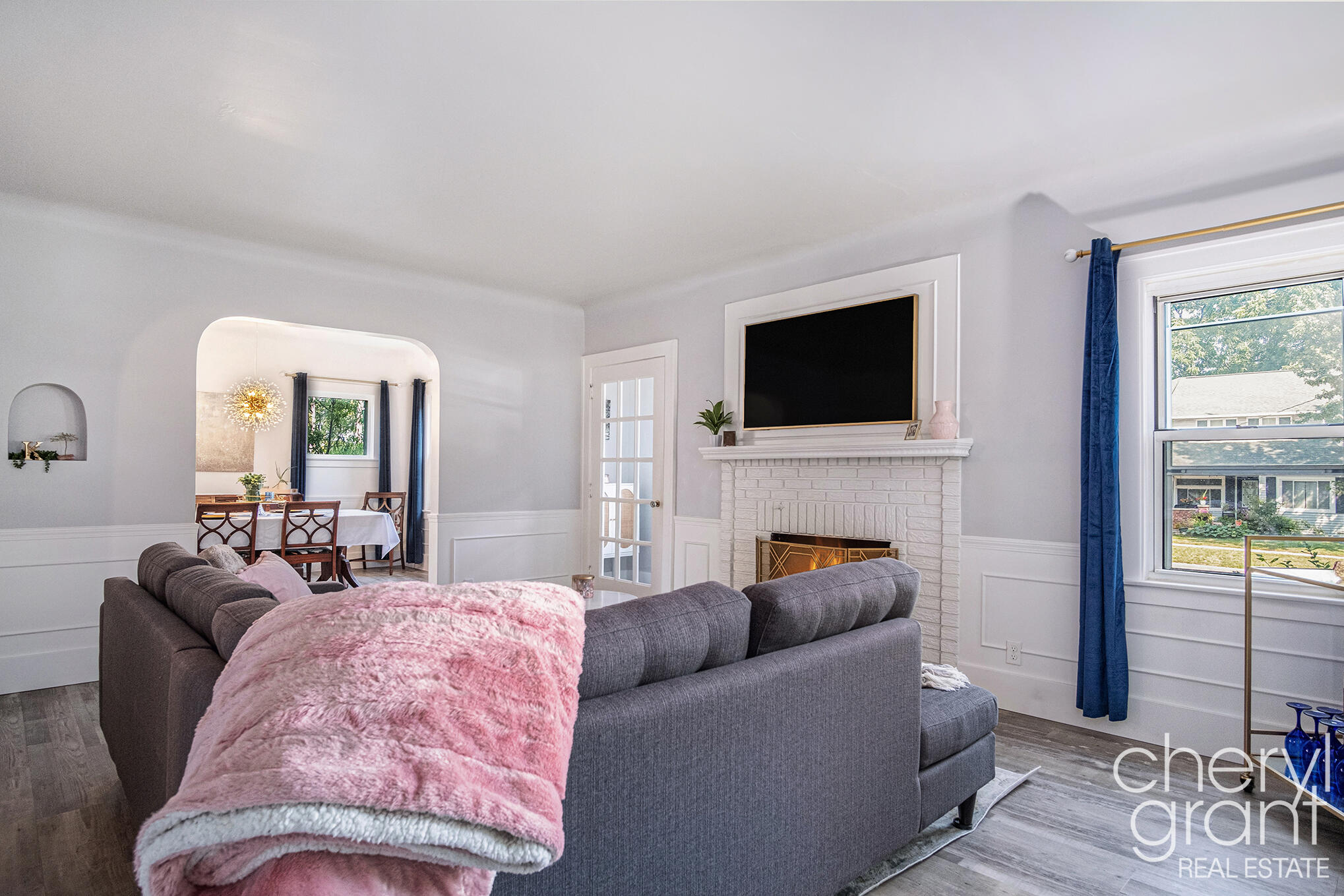 100 Colrain Street SW Grand Rapids MI 49548