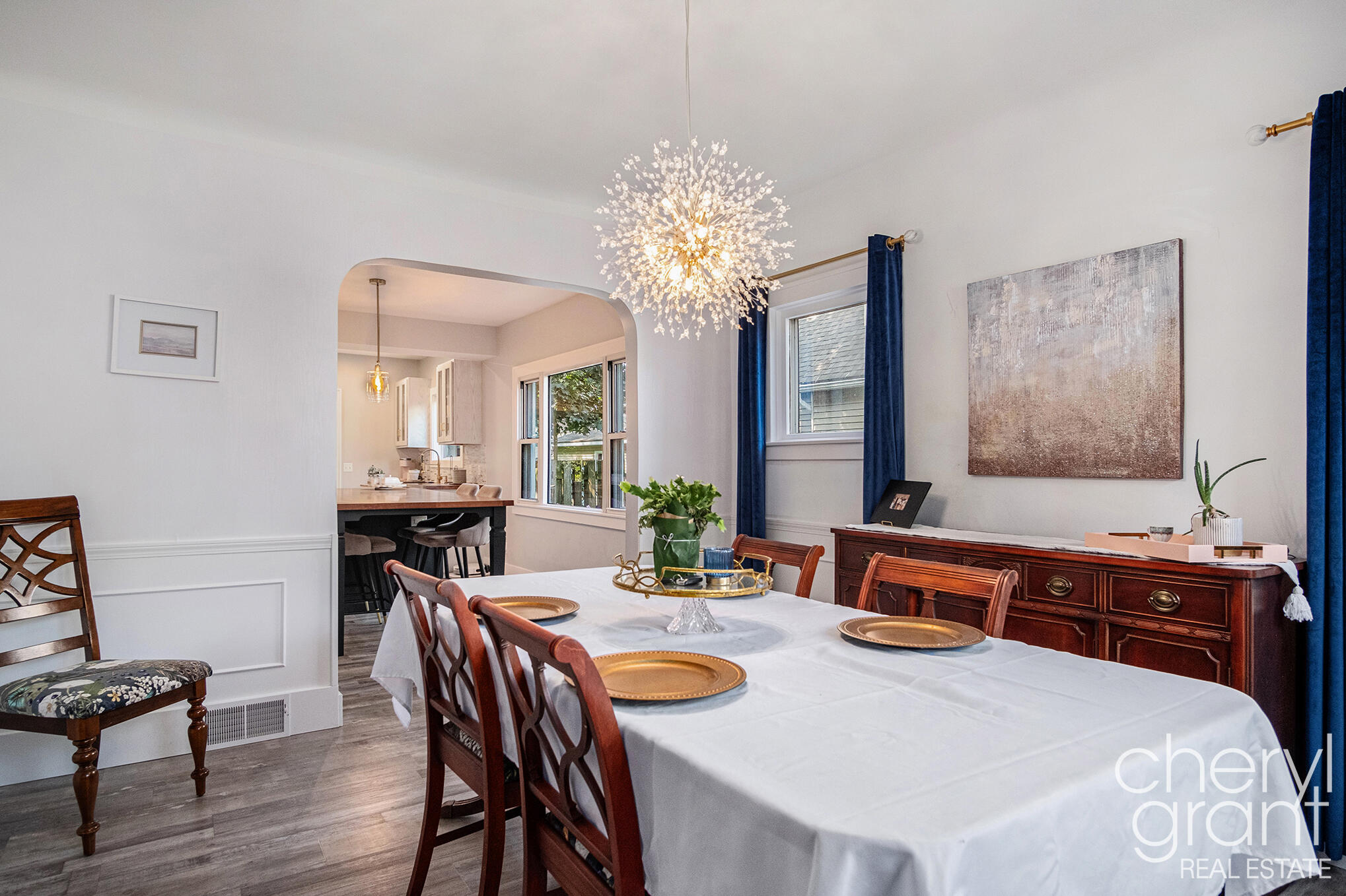 100 Colrain Street SW Grand Rapids MI 49548