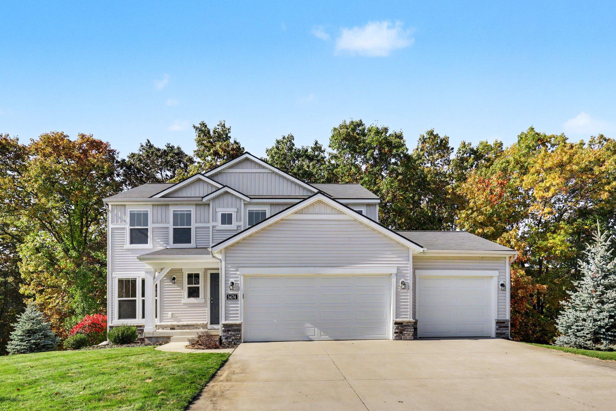 3474 Jules Lillian Drive NE Grand Rapids MI 49525