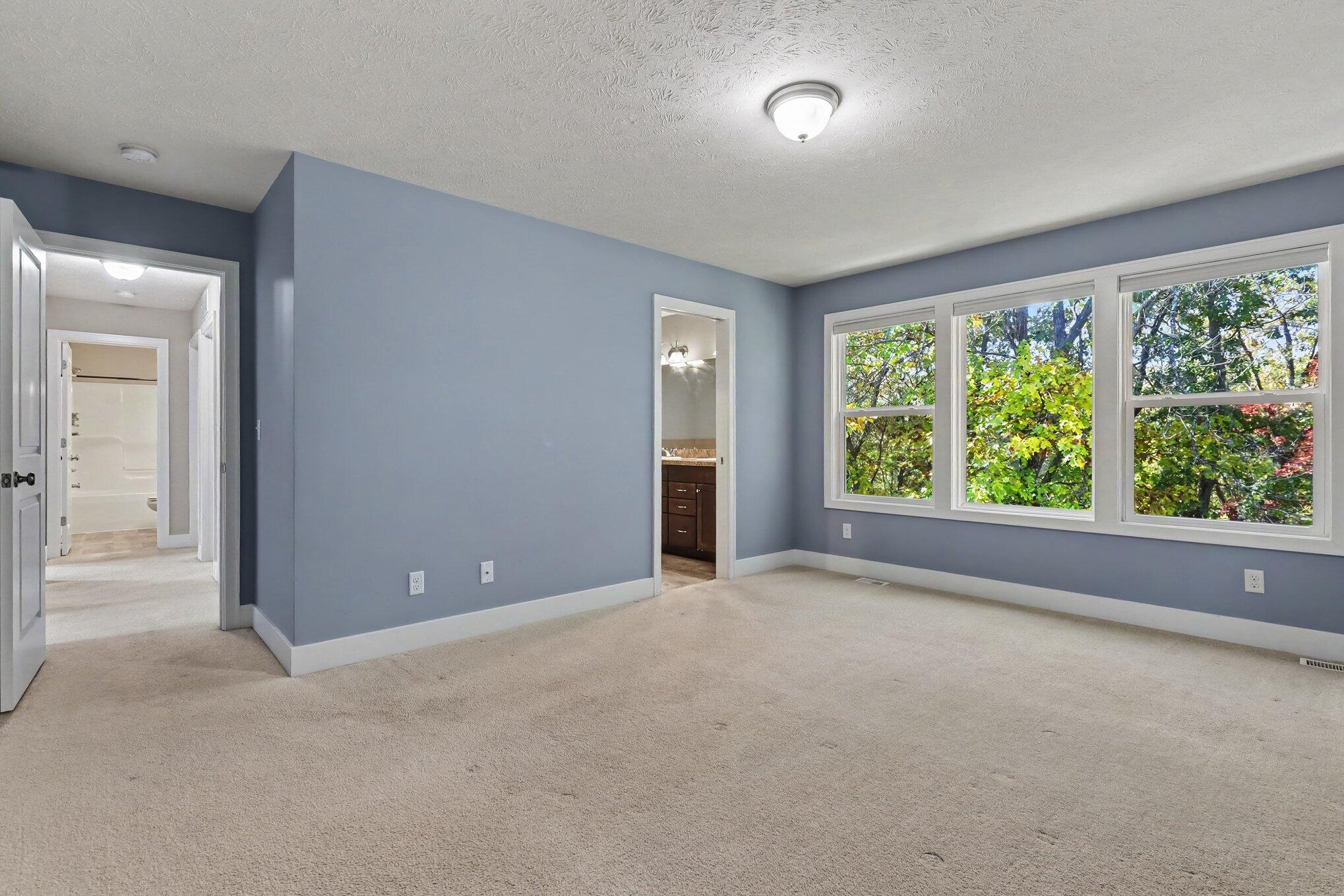3474 Jules Lillian Drive NE Grand Rapids MI 49525