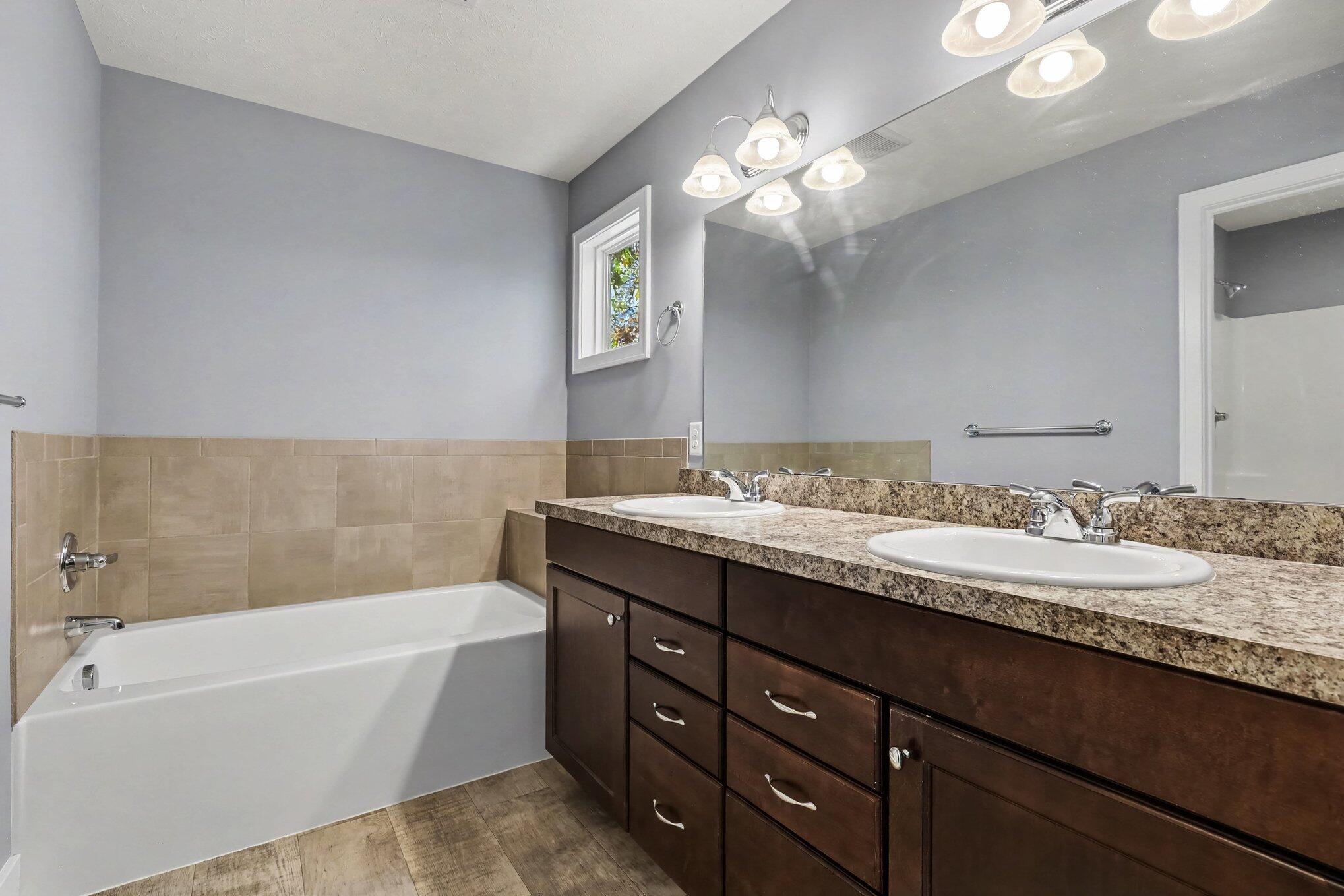 3474 Jules Lillian Drive NE Grand Rapids MI 49525