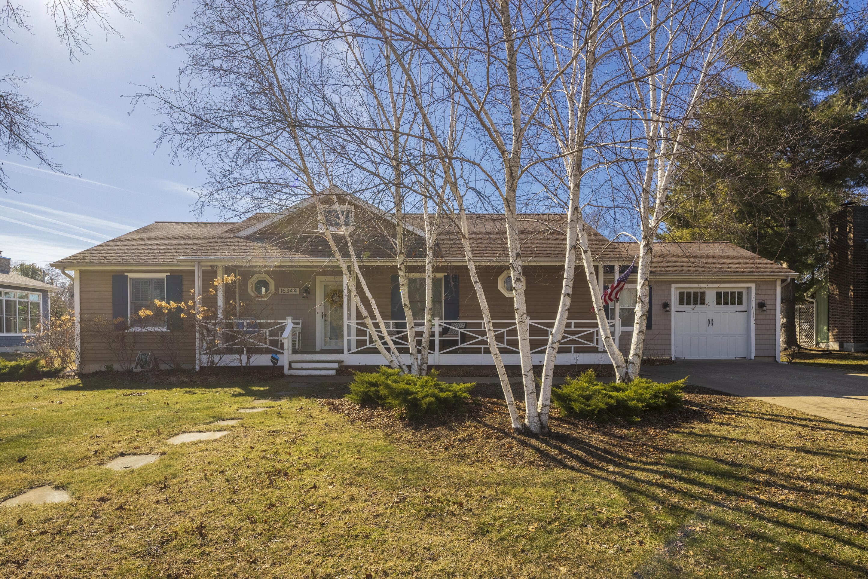 Union Pier MI, 16344 Blossom Lane