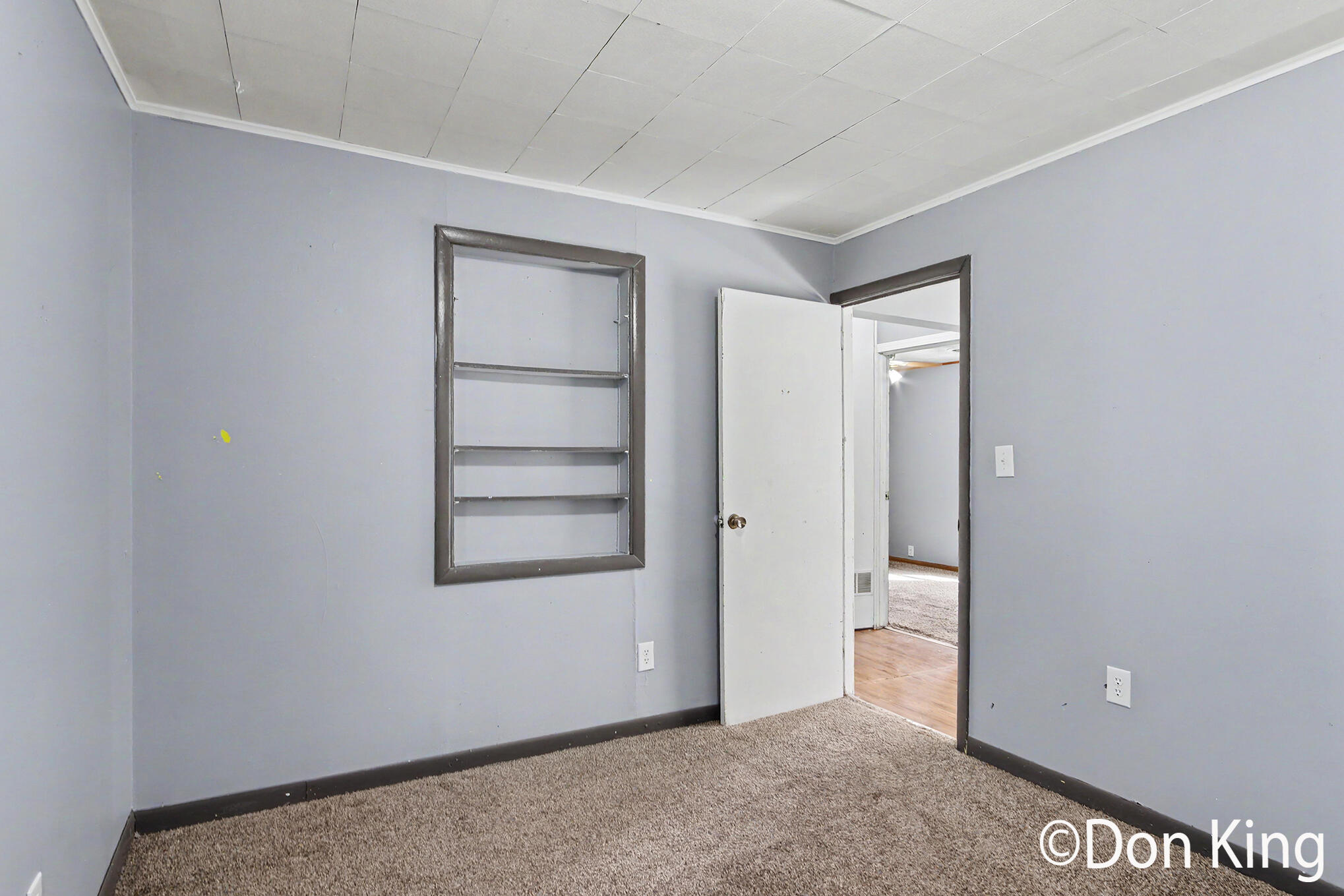 3717 Ivy Drive NE Grand Rapids MI 49525