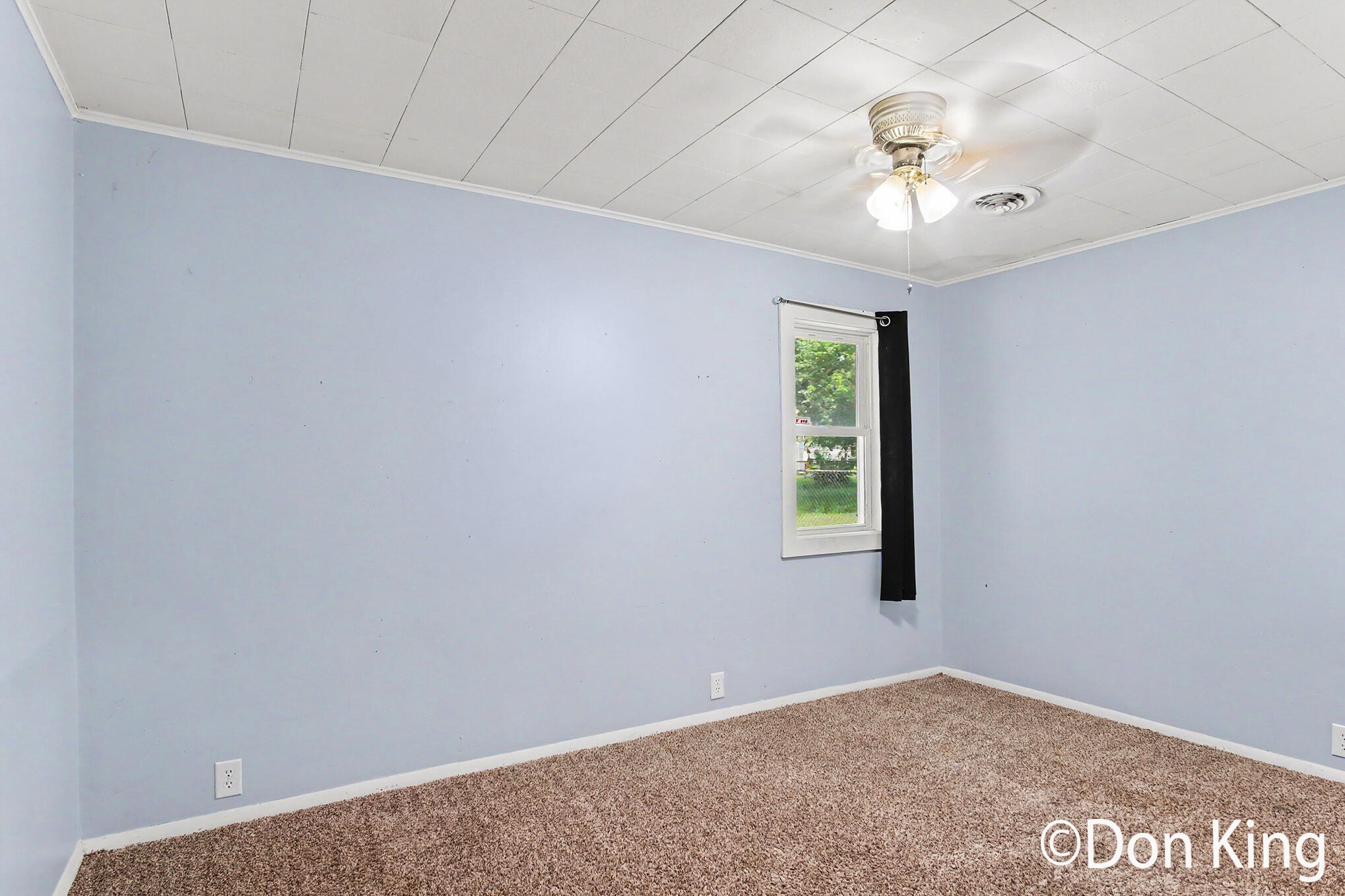 3717 Ivy Drive NE Grand Rapids MI 49525