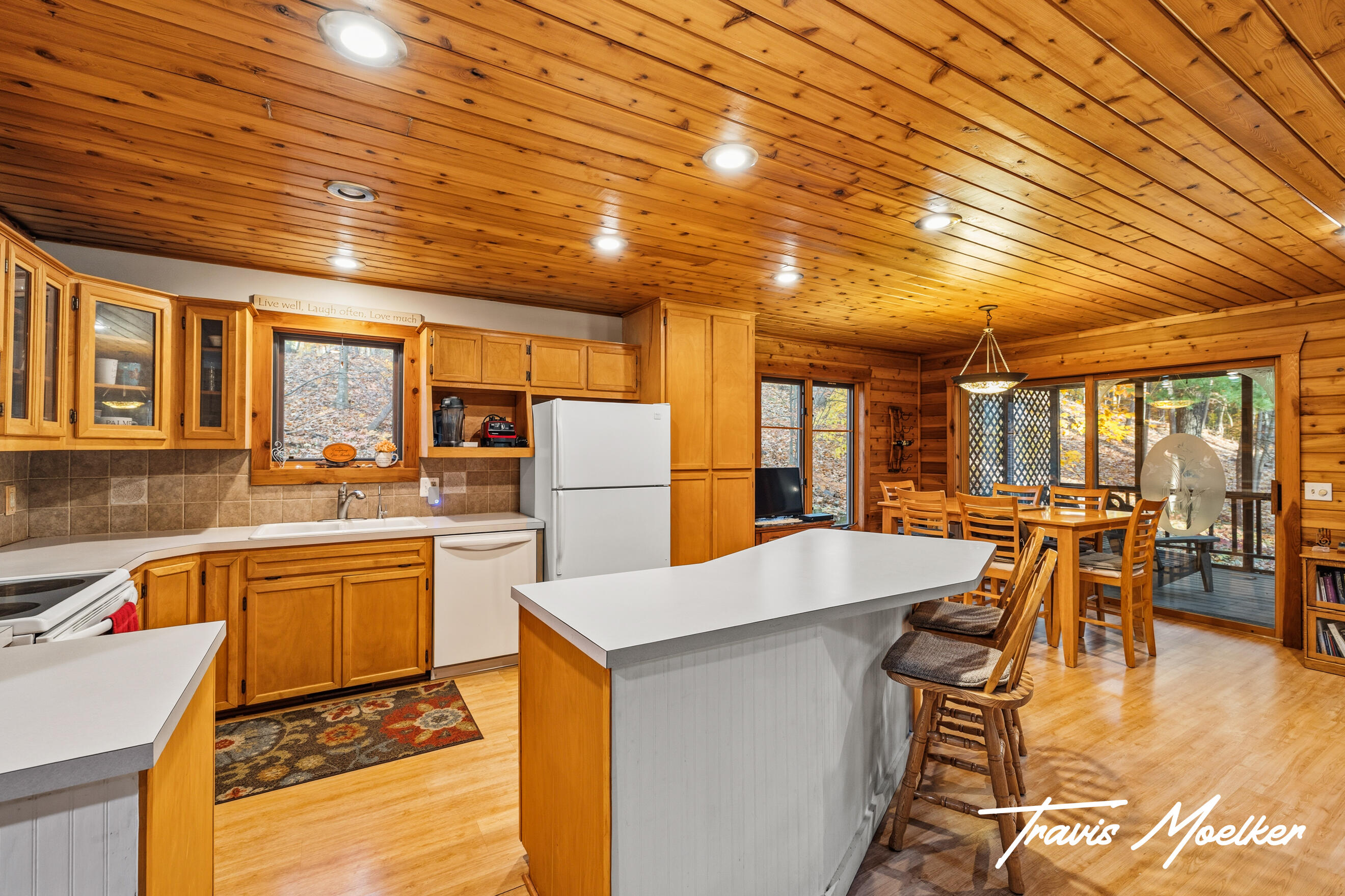 10714 Lovers Lane NW Grand Rapids MI 49534