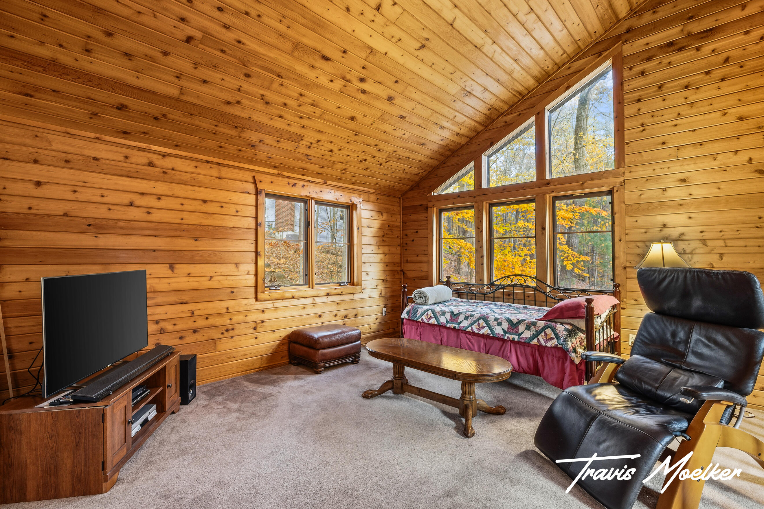 10714 Lovers Lane NW Grand Rapids MI 49534