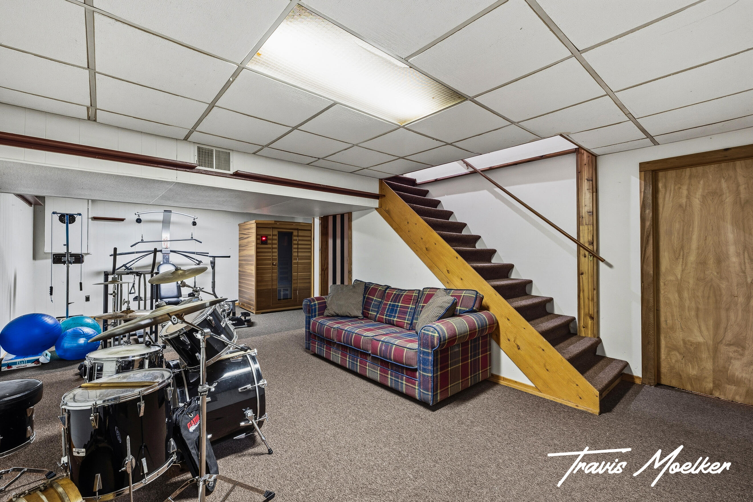 10714 Lovers Lane NW Grand Rapids MI 49534