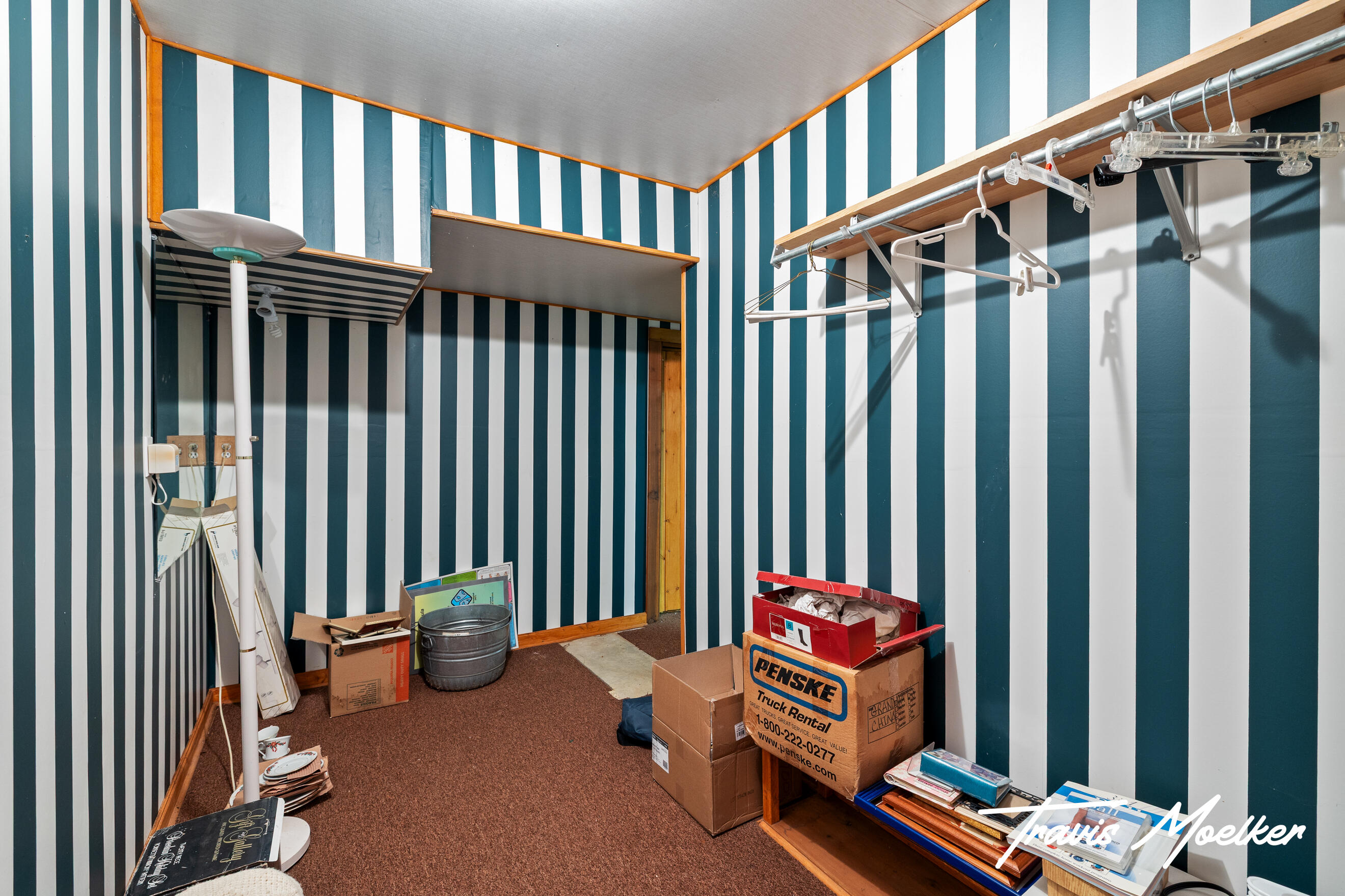 10714 Lovers Lane NW Grand Rapids MI 49534