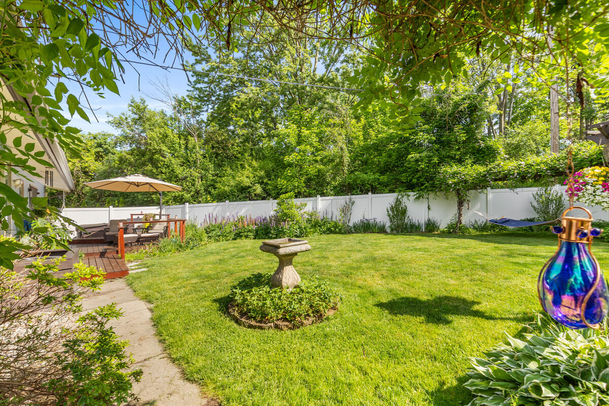 38 E Beltline Avenue SE Grand Rapids MI 49506