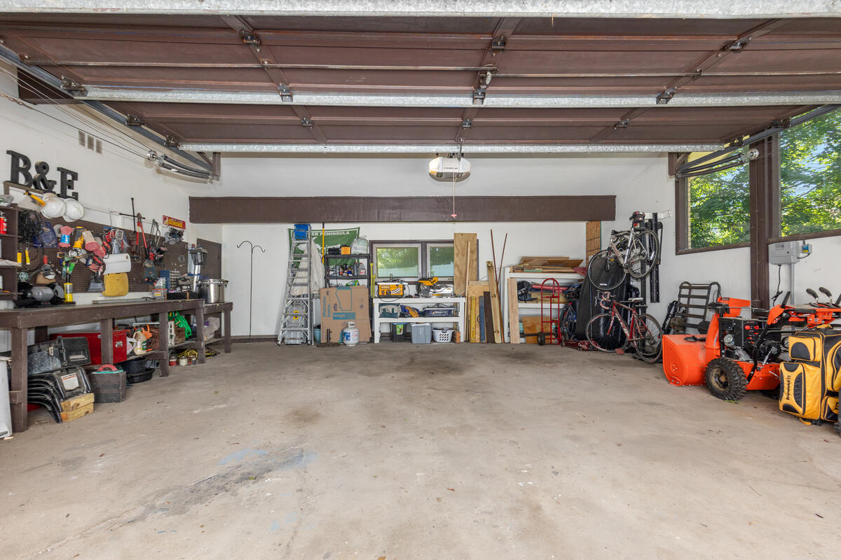 38 E Beltline Avenue SE Grand Rapids MI 49506