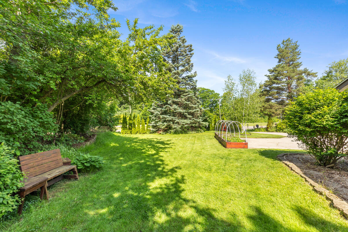 38 E Beltline Avenue SE Grand Rapids MI 49506