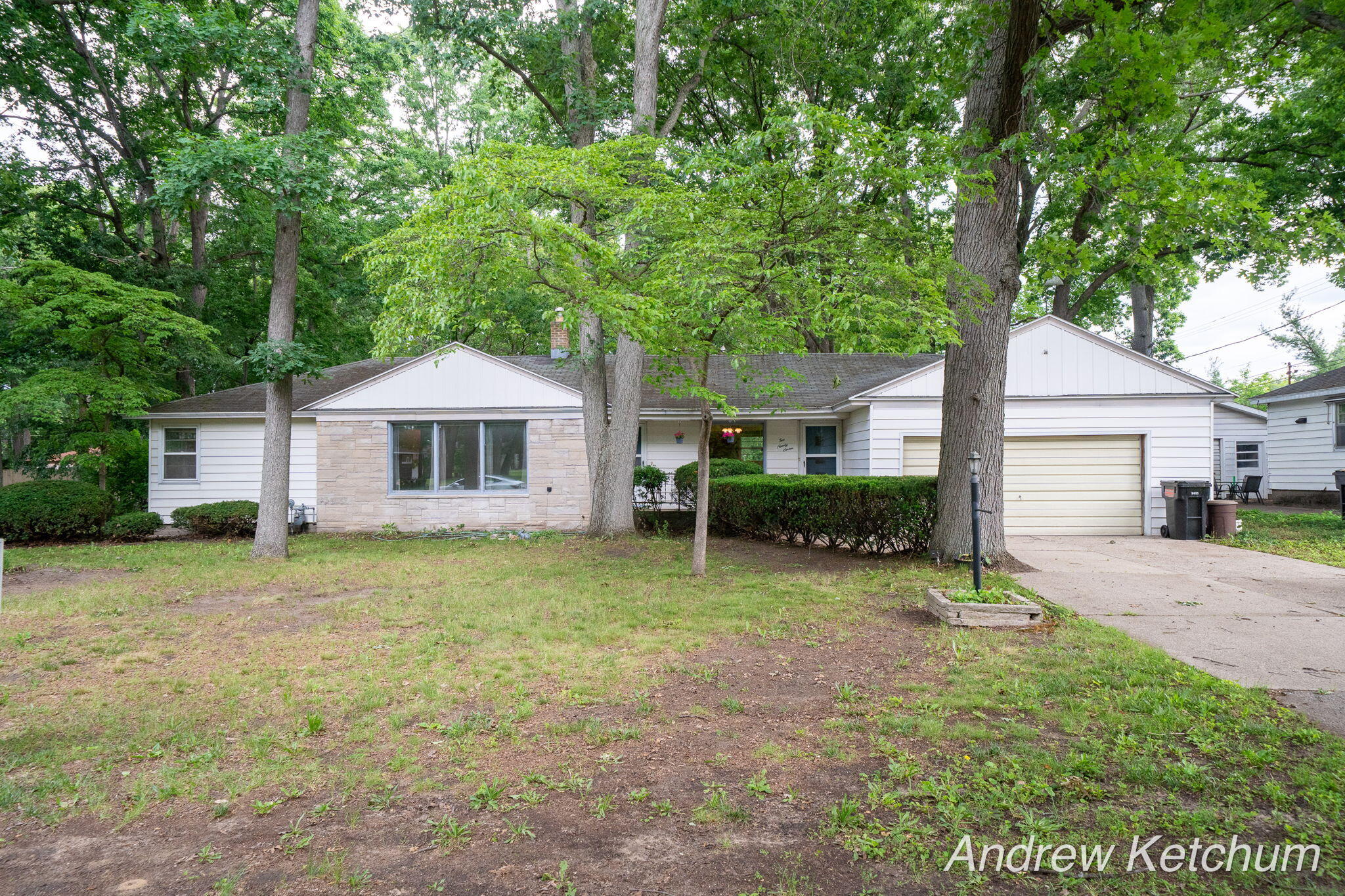 297 Fourth Avenue Holland MI 49424