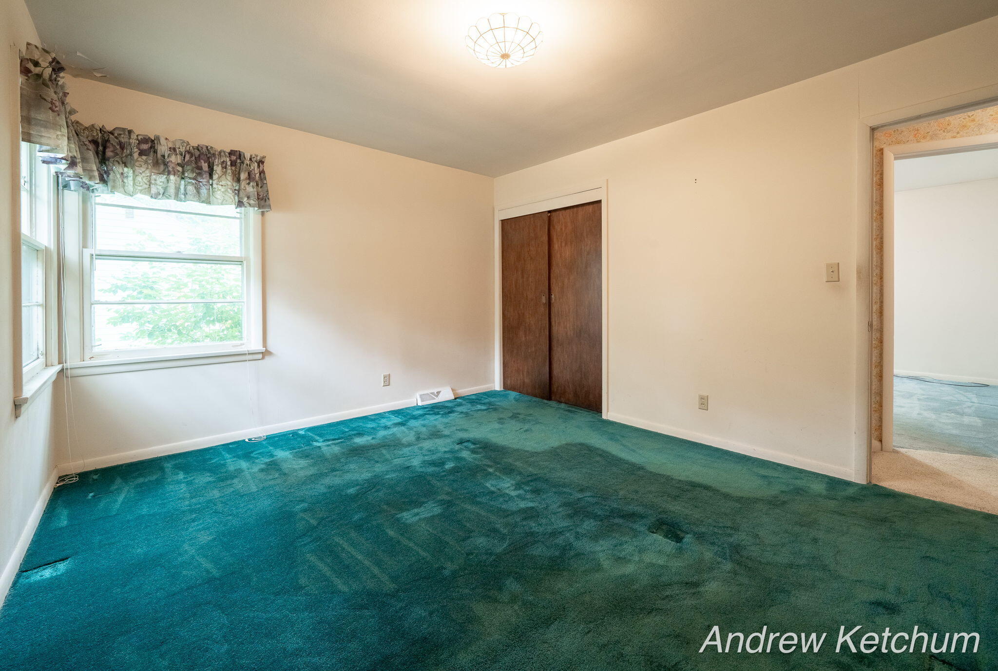 297 Fourth Avenue Holland MI 49424