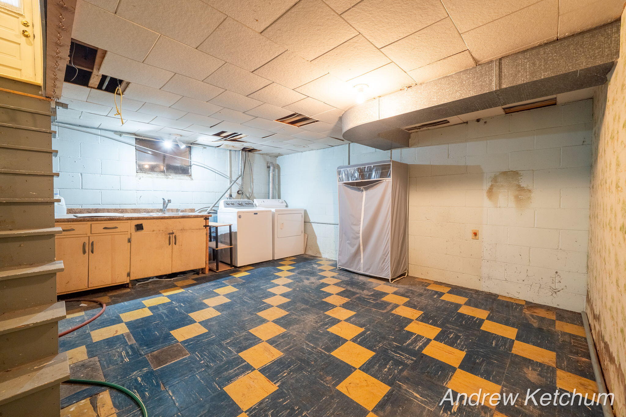 297 Fourth Avenue Holland MI 49424