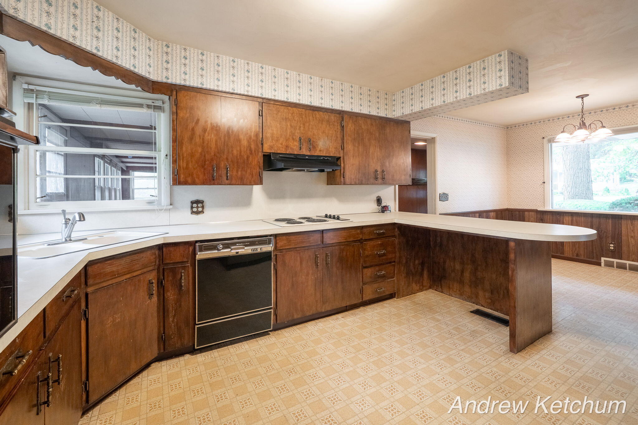 297 Fourth Avenue Holland MI 49424