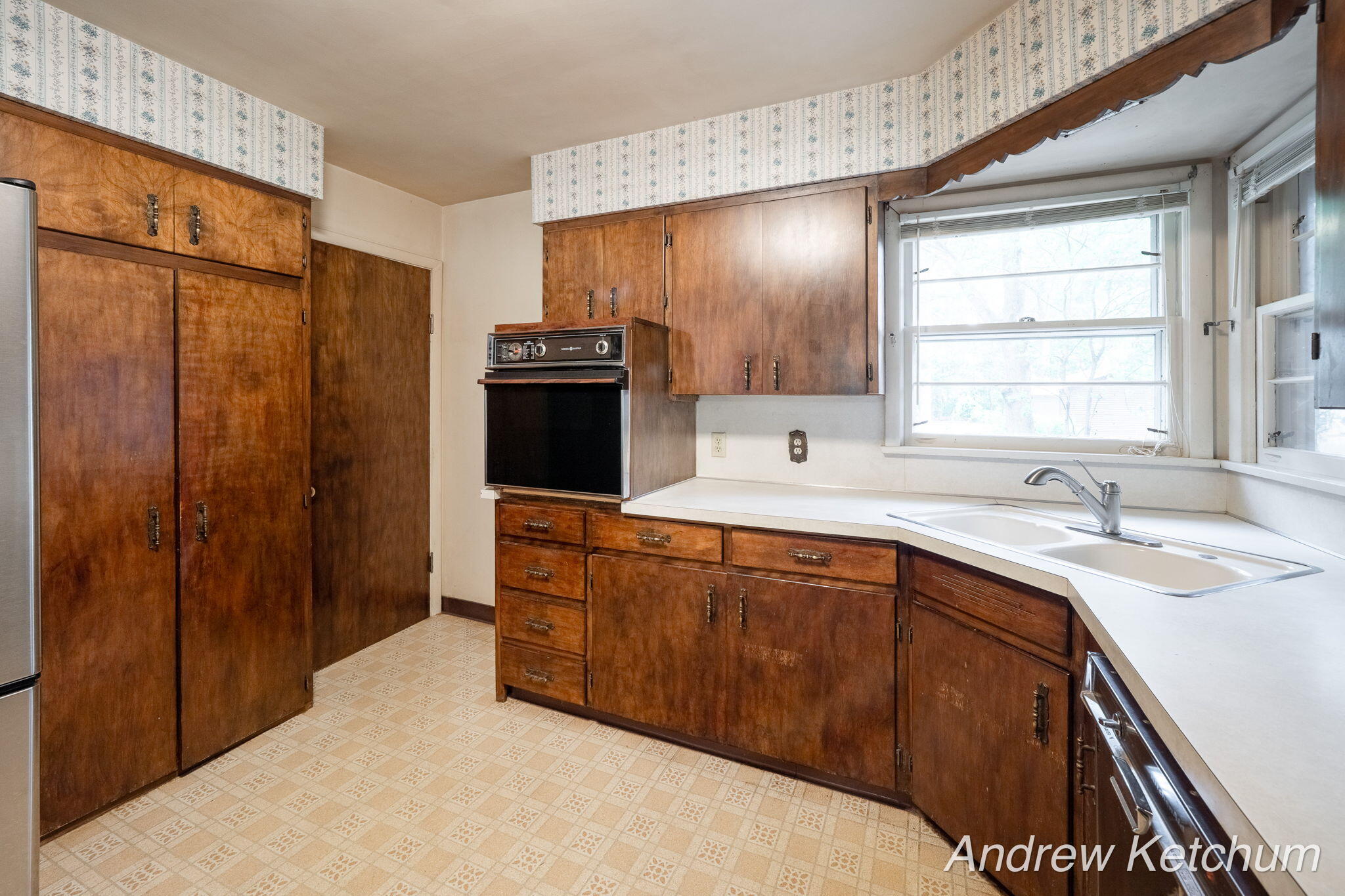 297 Fourth Avenue Holland MI 49424