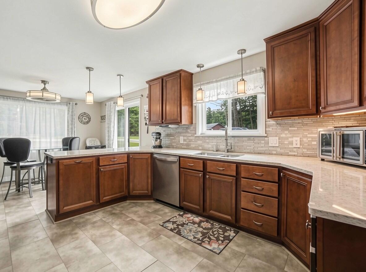 1985 N Jebavy Drive Ludington MI 49431
