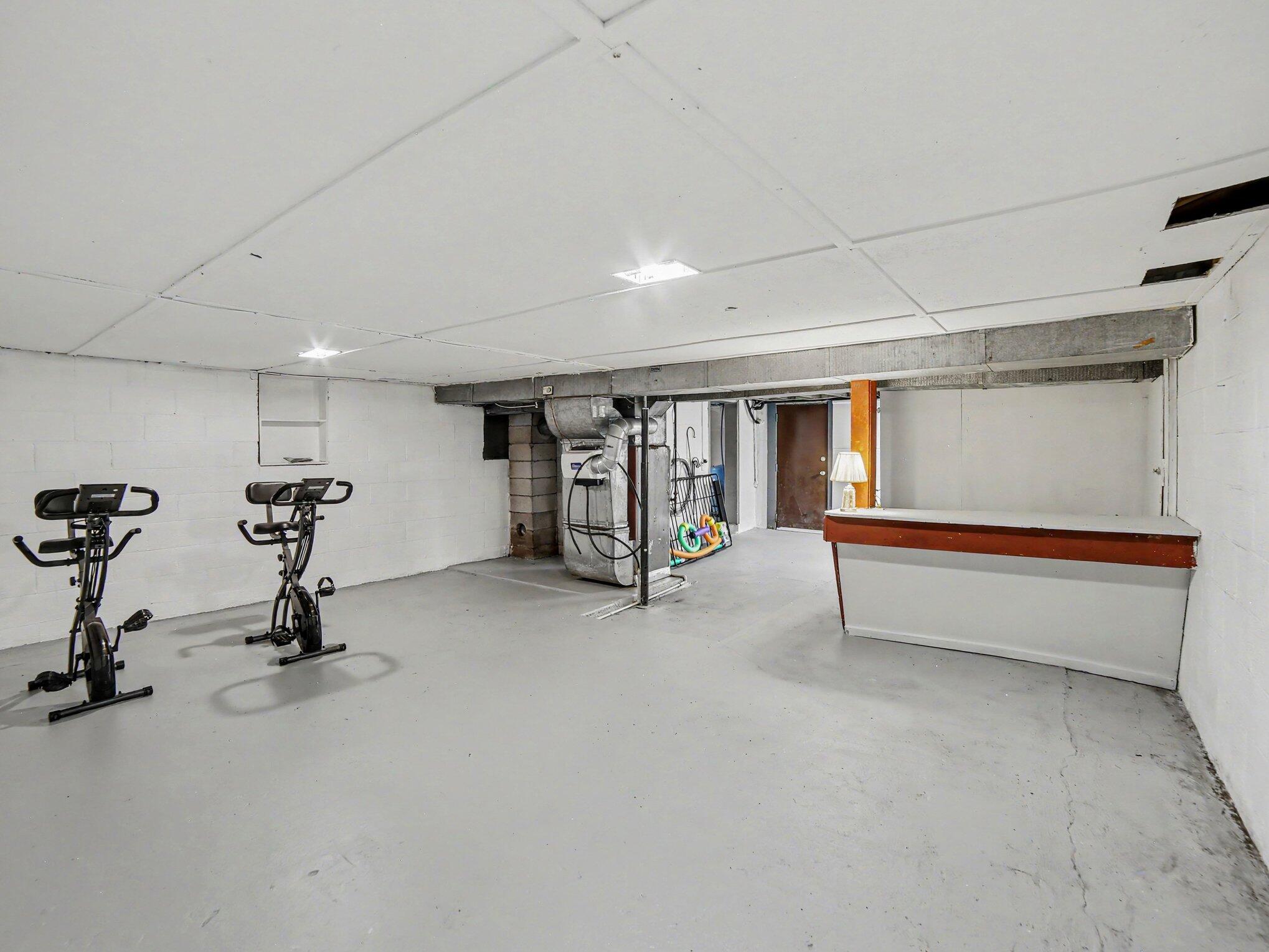 1985 N Jebavy Drive Ludington MI 49431