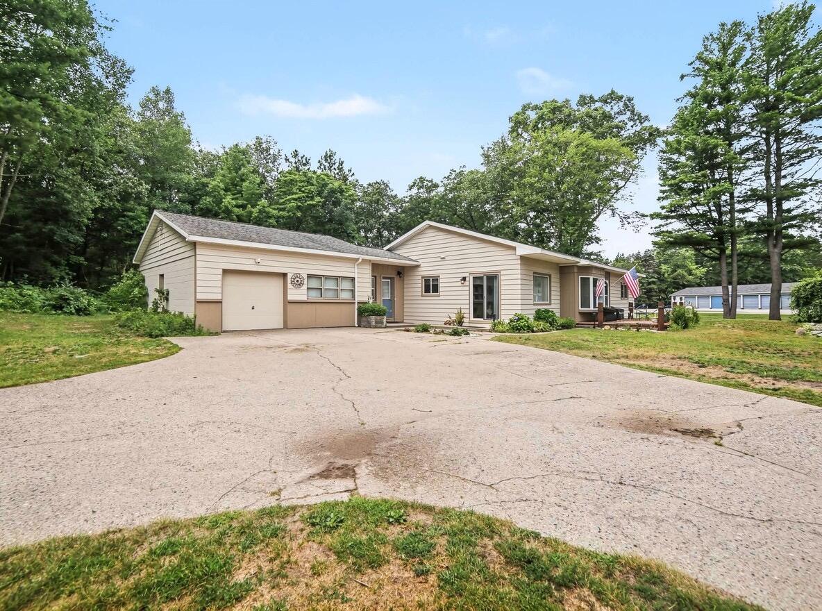 1985 N Jebavy Drive Ludington MI 49431