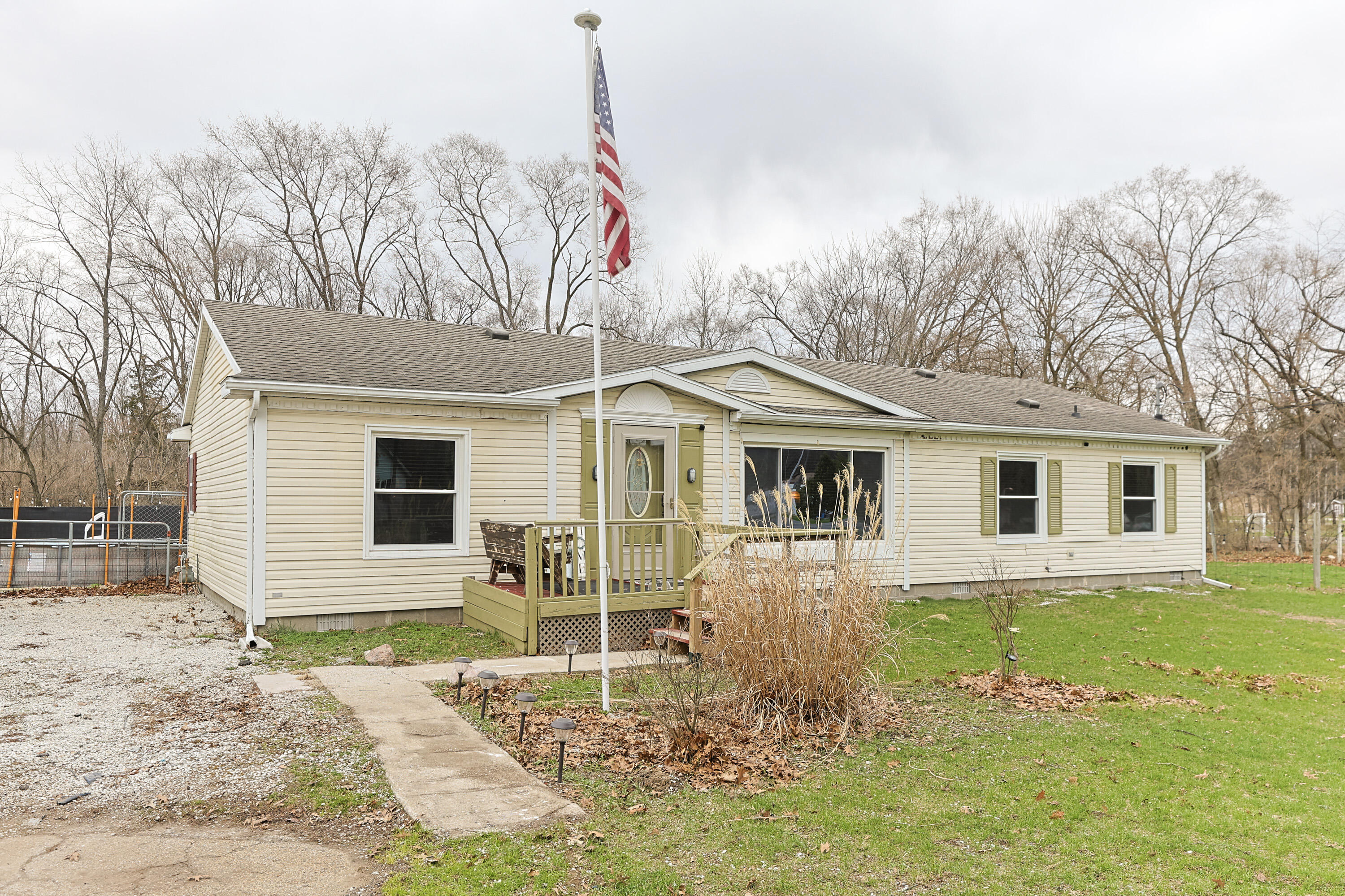 70955 Ironwood Drive Niles MI 49120