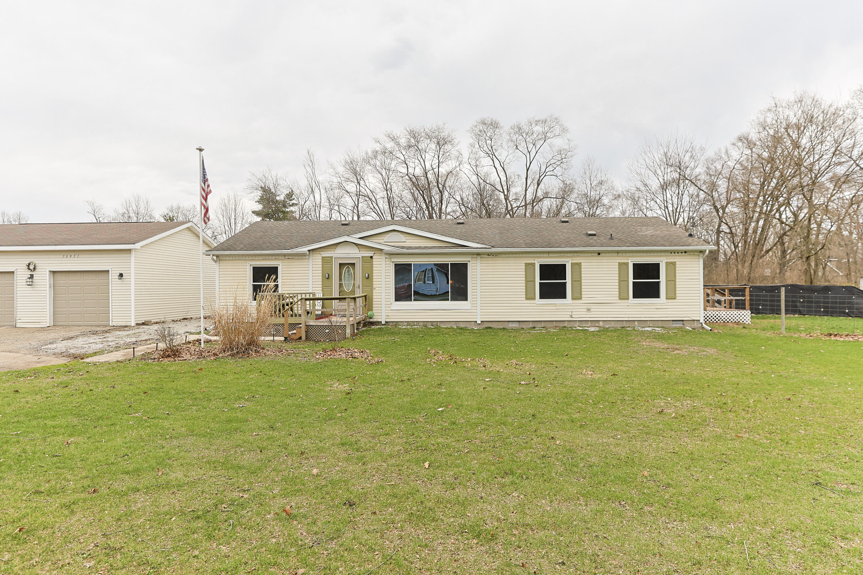 70955 Ironwood Drive Niles MI 49120