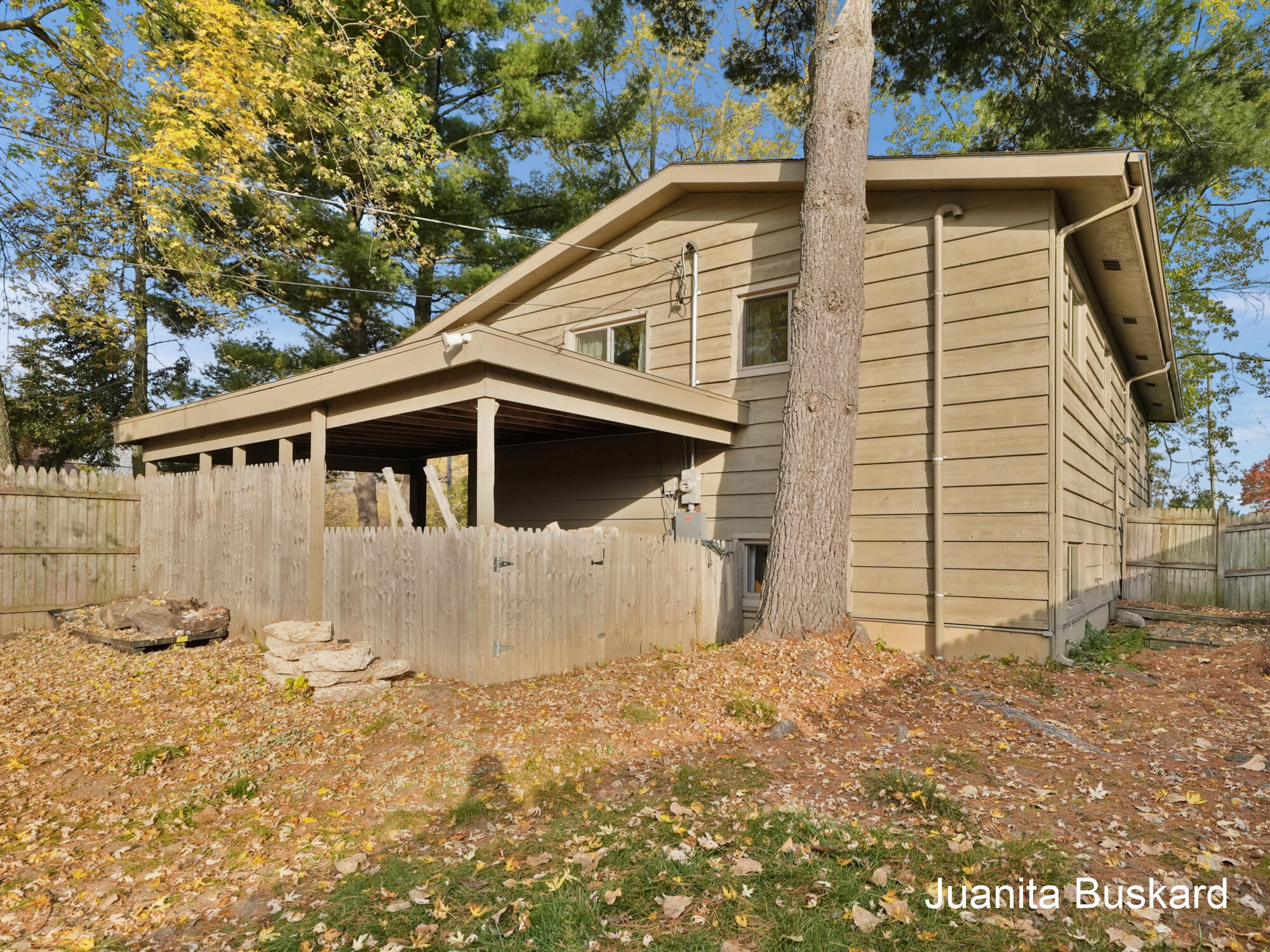 3666 Marlboro Street NW Grand Rapids MI 49534