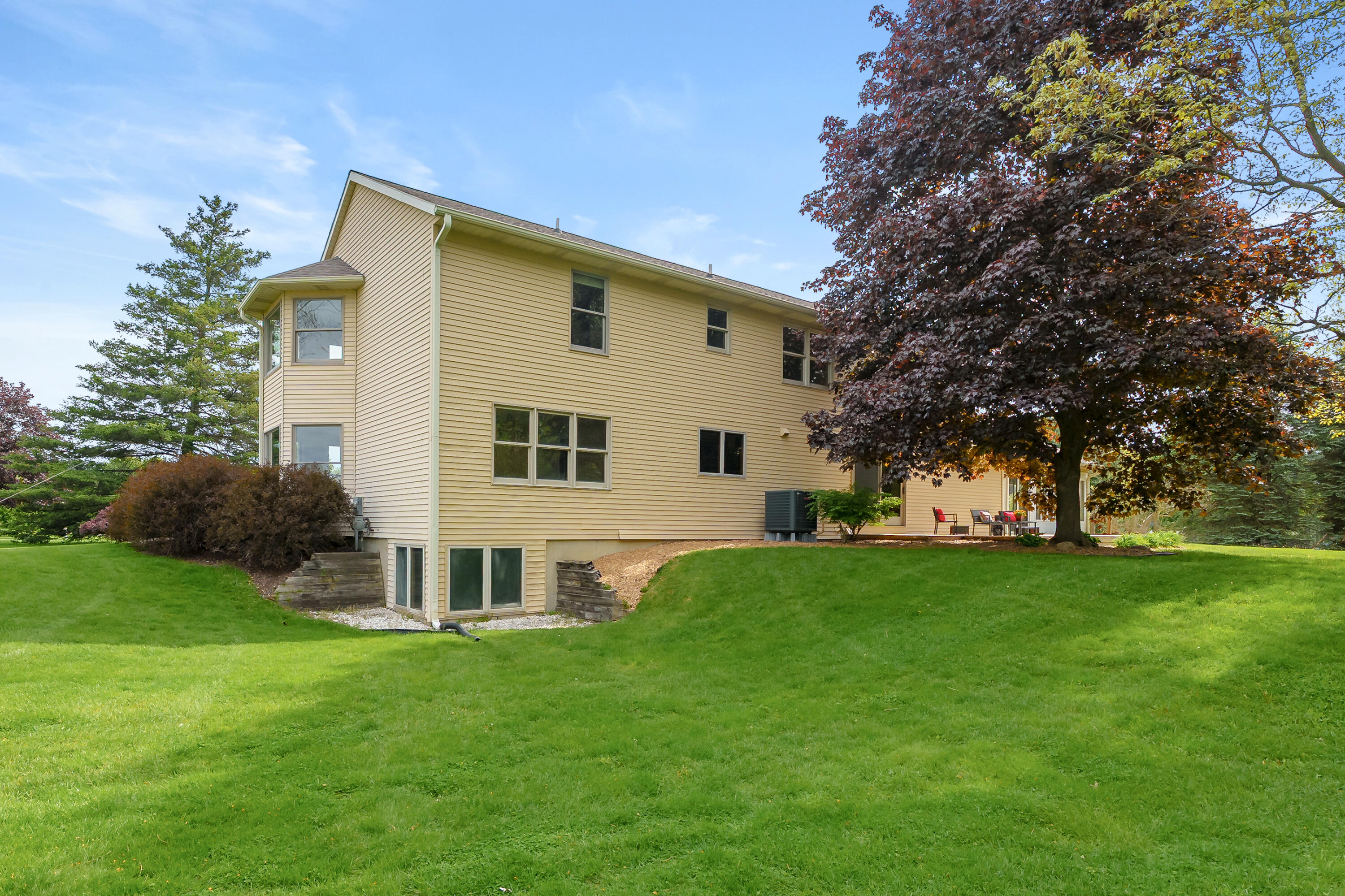 5471 Gatwick Court Kalamazoo MI 49009