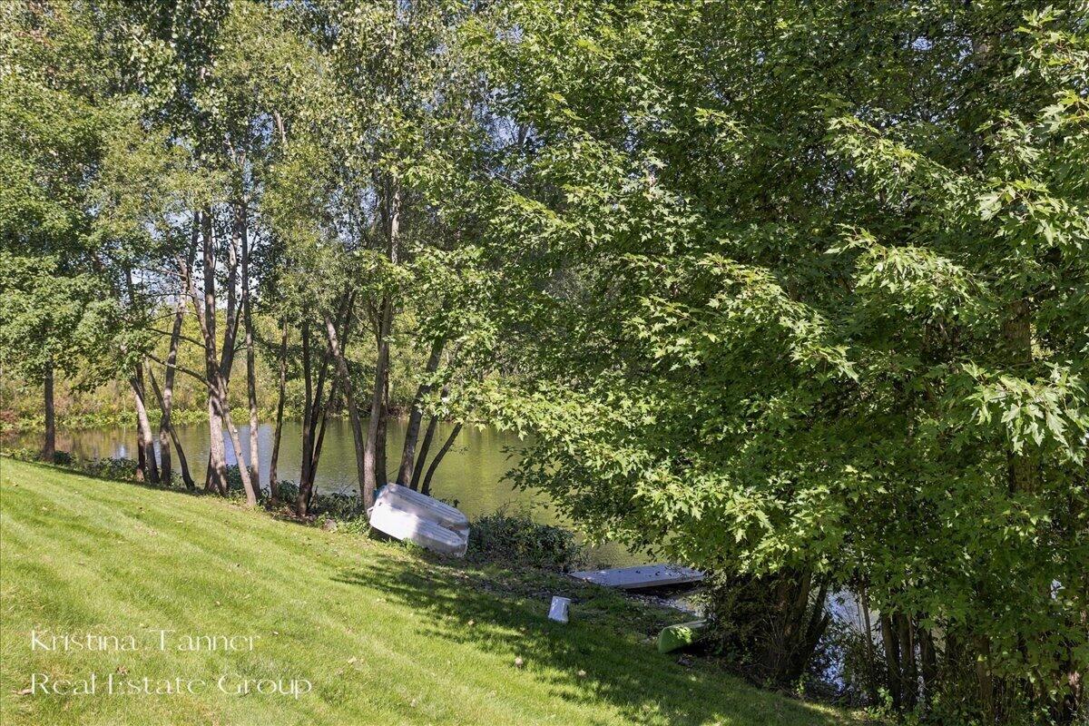 1172 Dogwood Meadows Drive SE Ada MI 49301