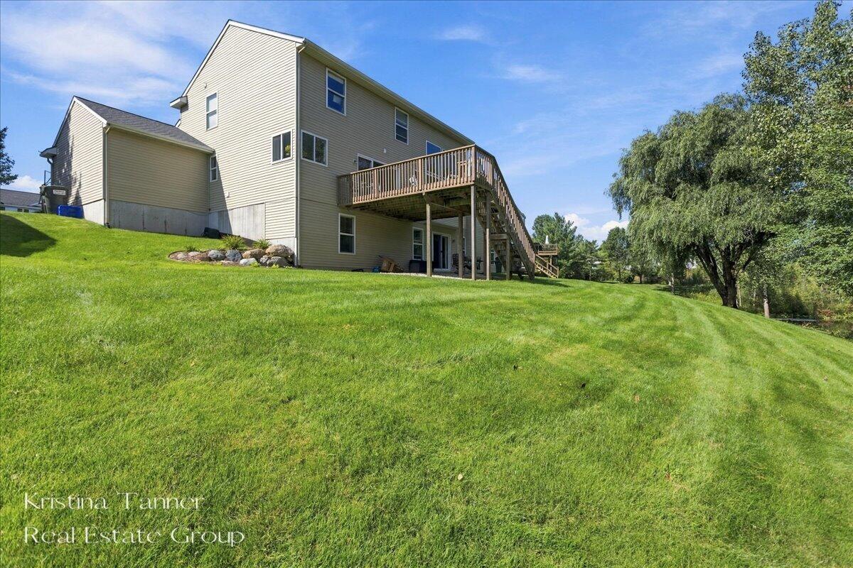1172 Dogwood Meadows Drive SE Ada MI 49301