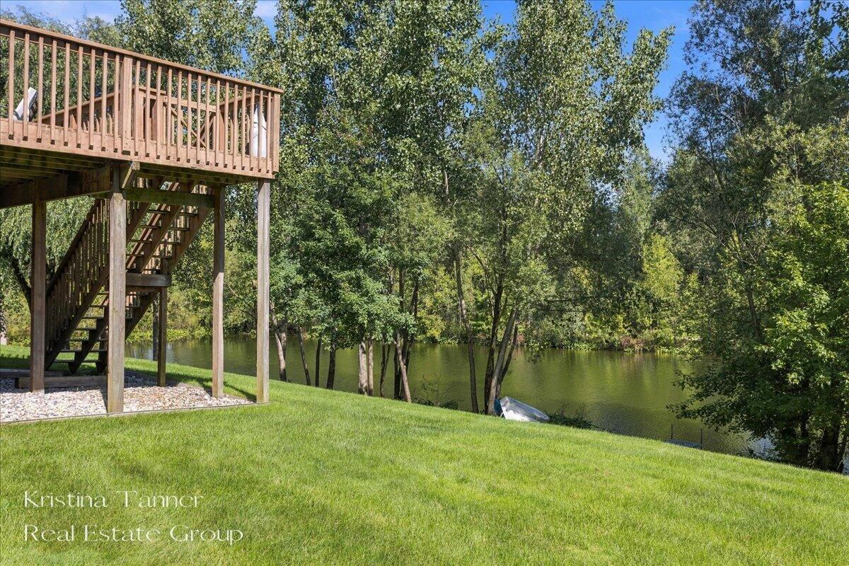1172 Dogwood Meadows Drive SE Ada MI 49301